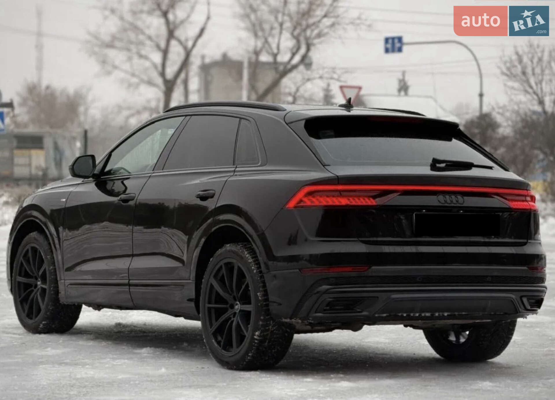Audi Q8 2023 VIN WAUZZZF1XPD037025 фото оголошення 8 з 33