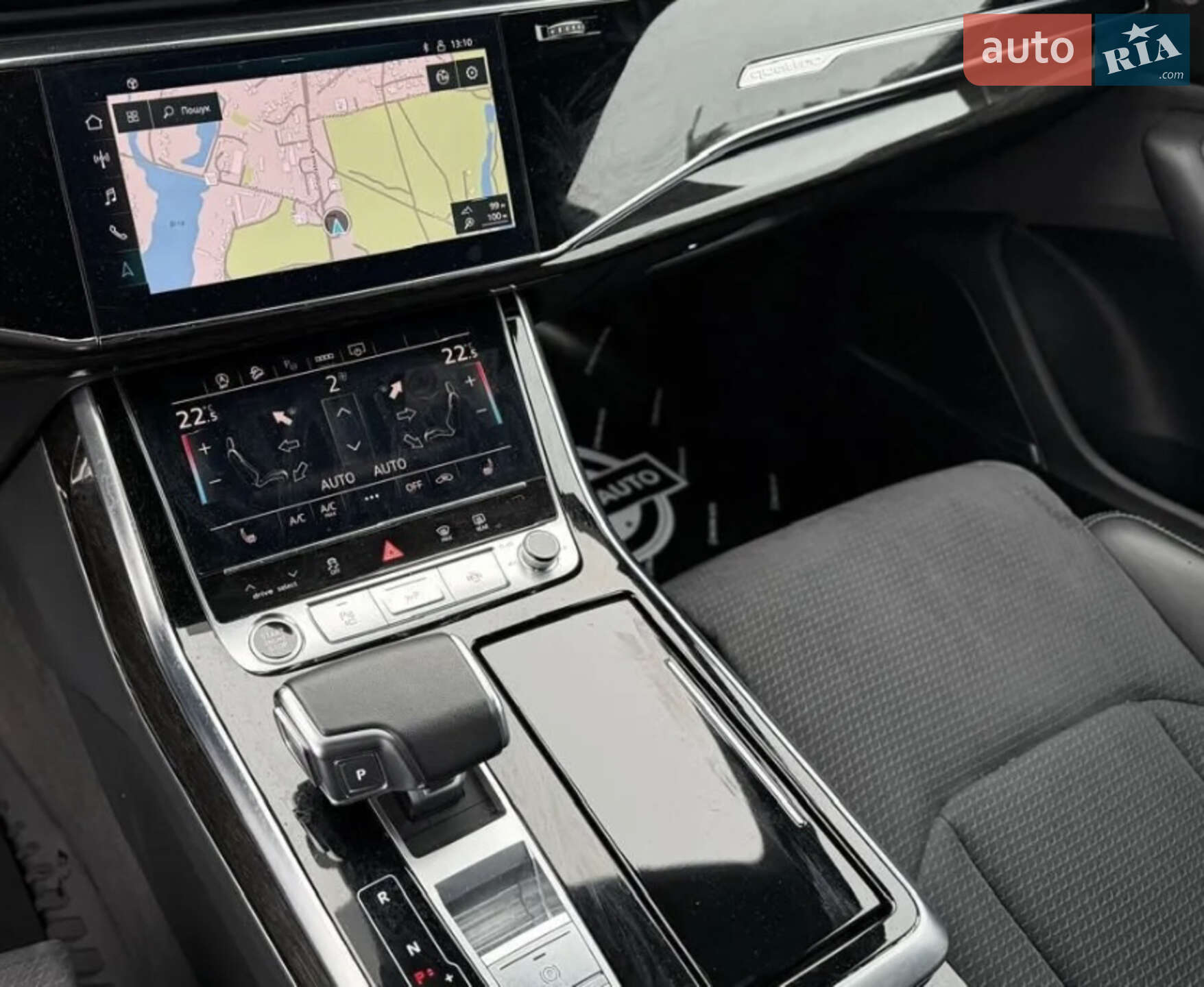 Audi Q8 2023 VIN WAUZZZF1XPD037025 фото оголошення 25 з 33