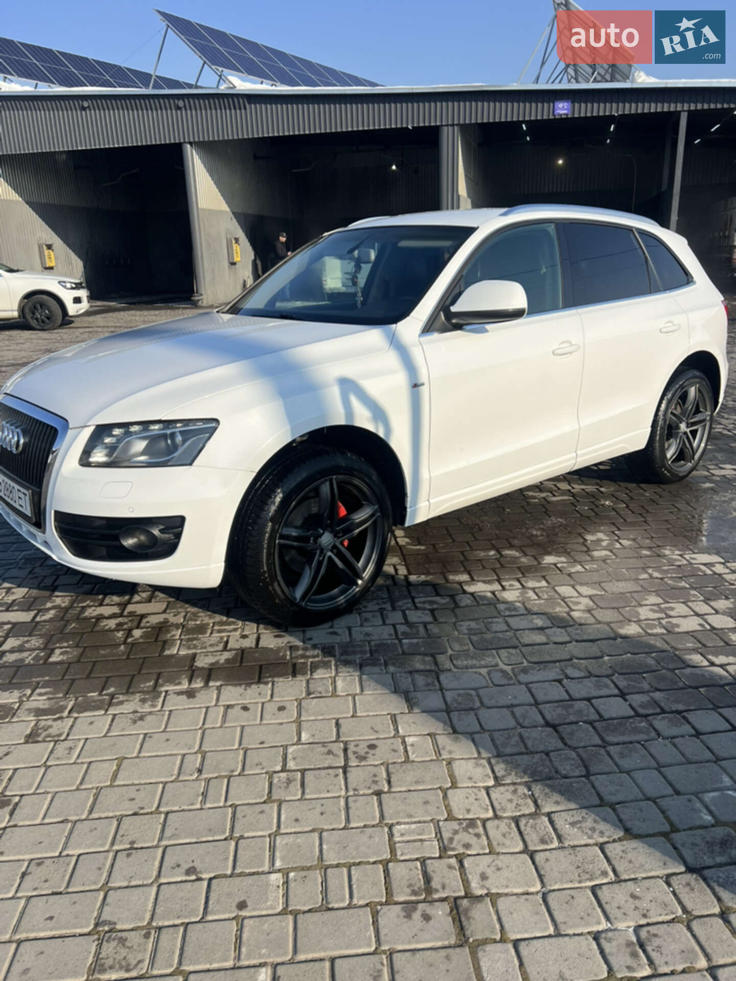 Audi Q5 2009 VIN WAUZZZ8R3AA023690 фото оголошення 16 з 41