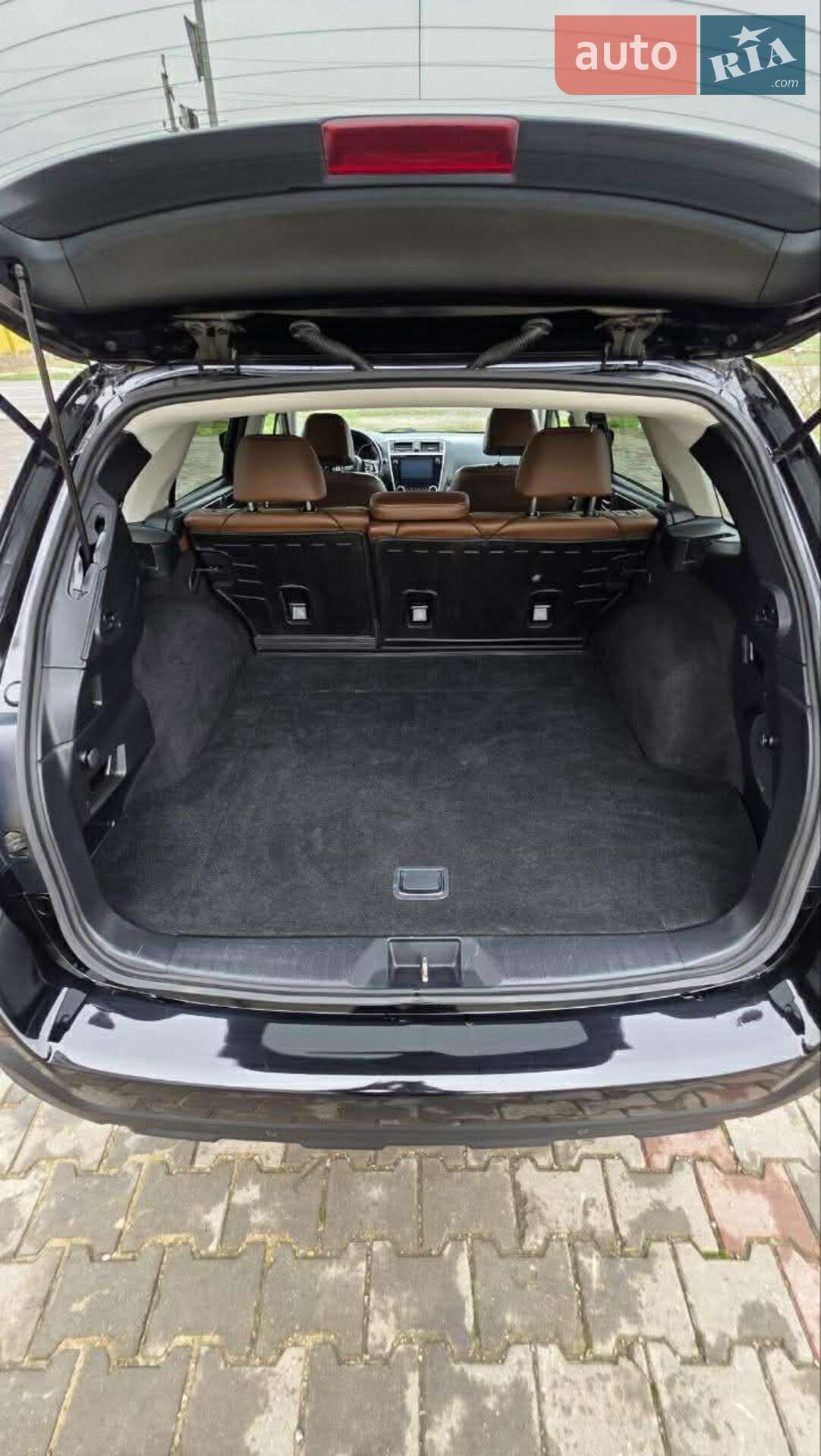 Subaru Outback 2017 VIN 4S4BSATC5J3237044 фото оголошення 12 з 23