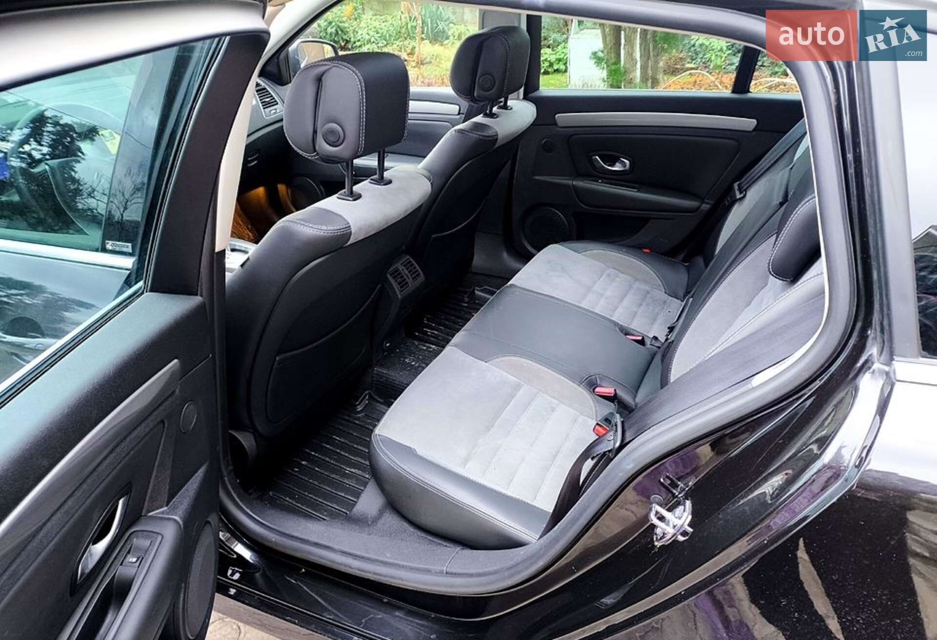 Renault Laguna 2010 VIN VF1KTD90E44475717 фото оголошення 20 з 24