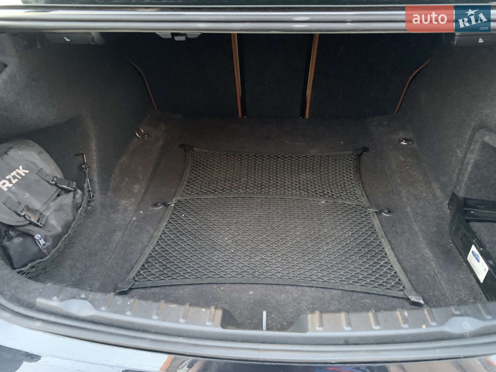 BMW 3 Series 2016 VIN WBA8E9G53GNU28732 фото оголошення 17 з 25