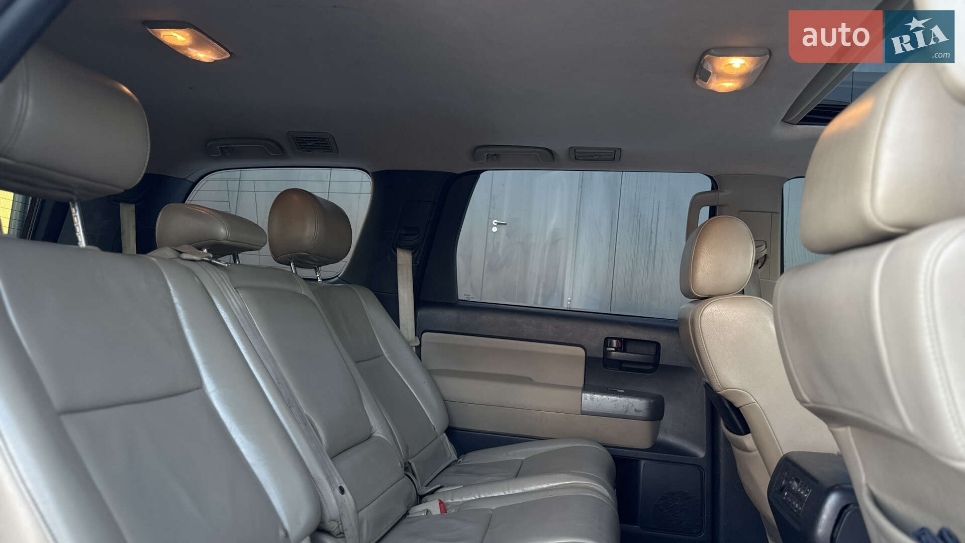 Toyota Sequoia 2013 VIN 5TDBW5G14ES093211 фото оголошення 2 з 11