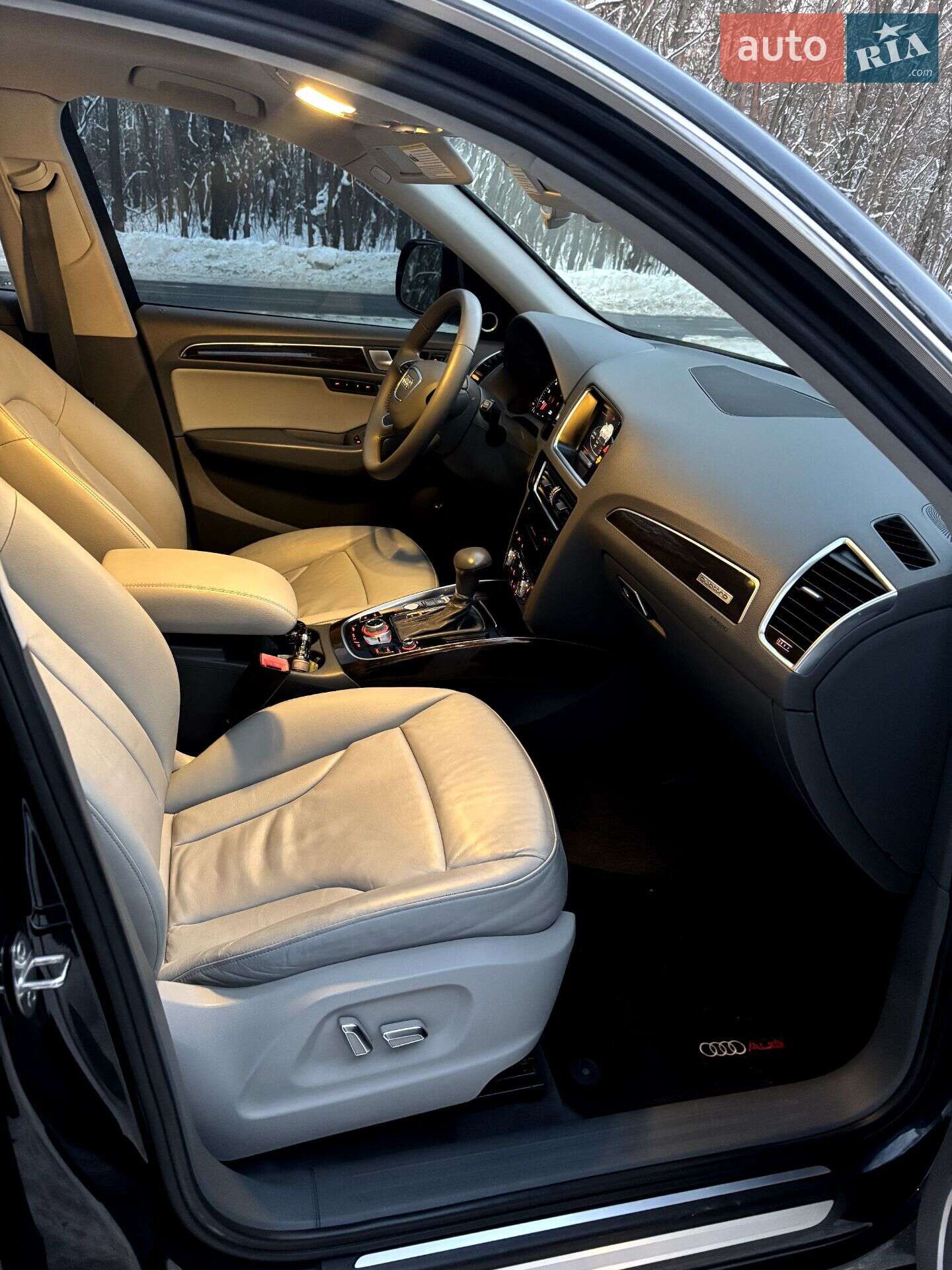 Audi Q5 2014 VIN WA1LFAFP7EA088059 фото оголошення 9 з 19