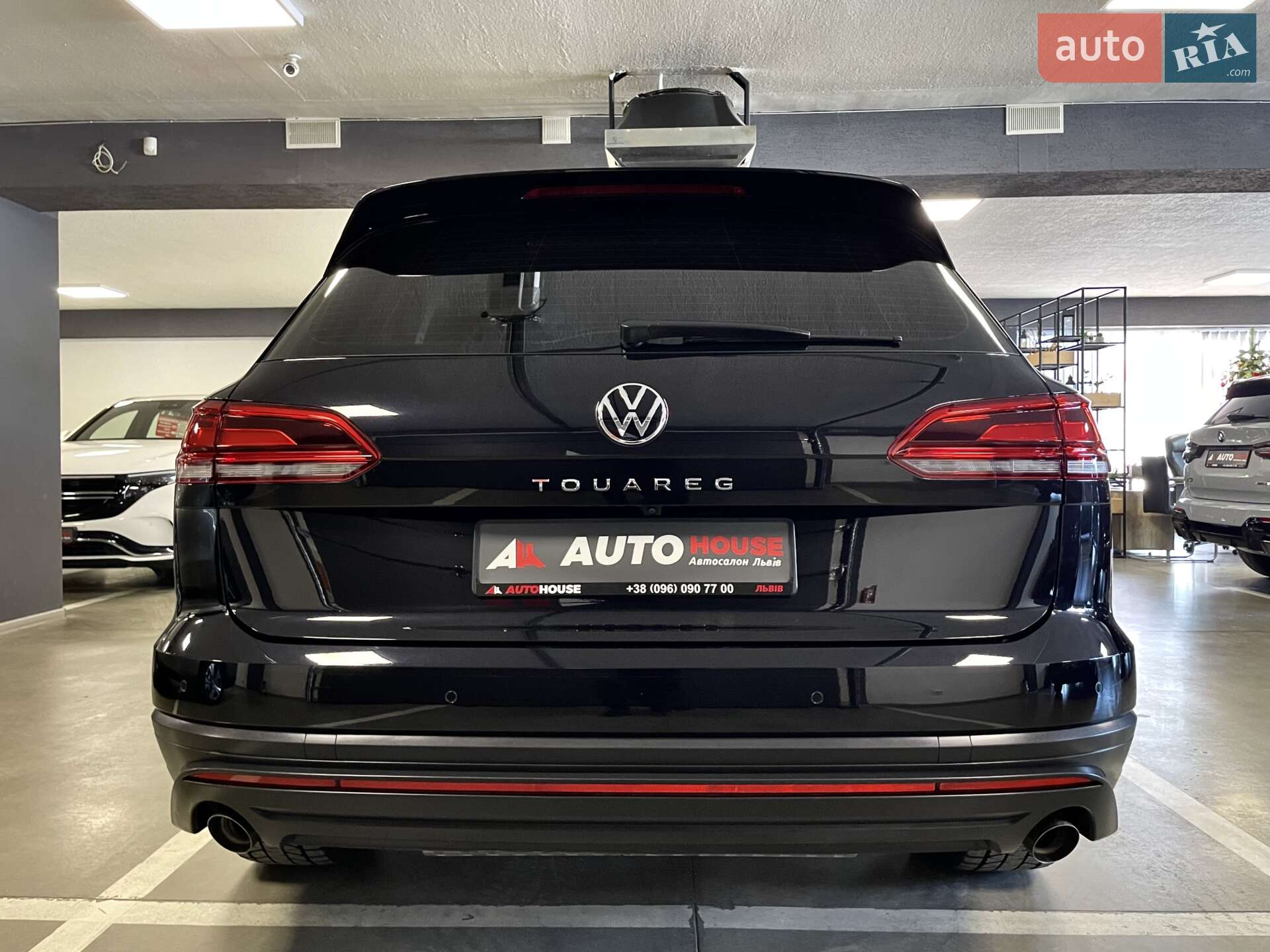 Volkswagen Touareg 2020 VIN WVGZZZCRZMD001455 фото оголошення 20 з 79