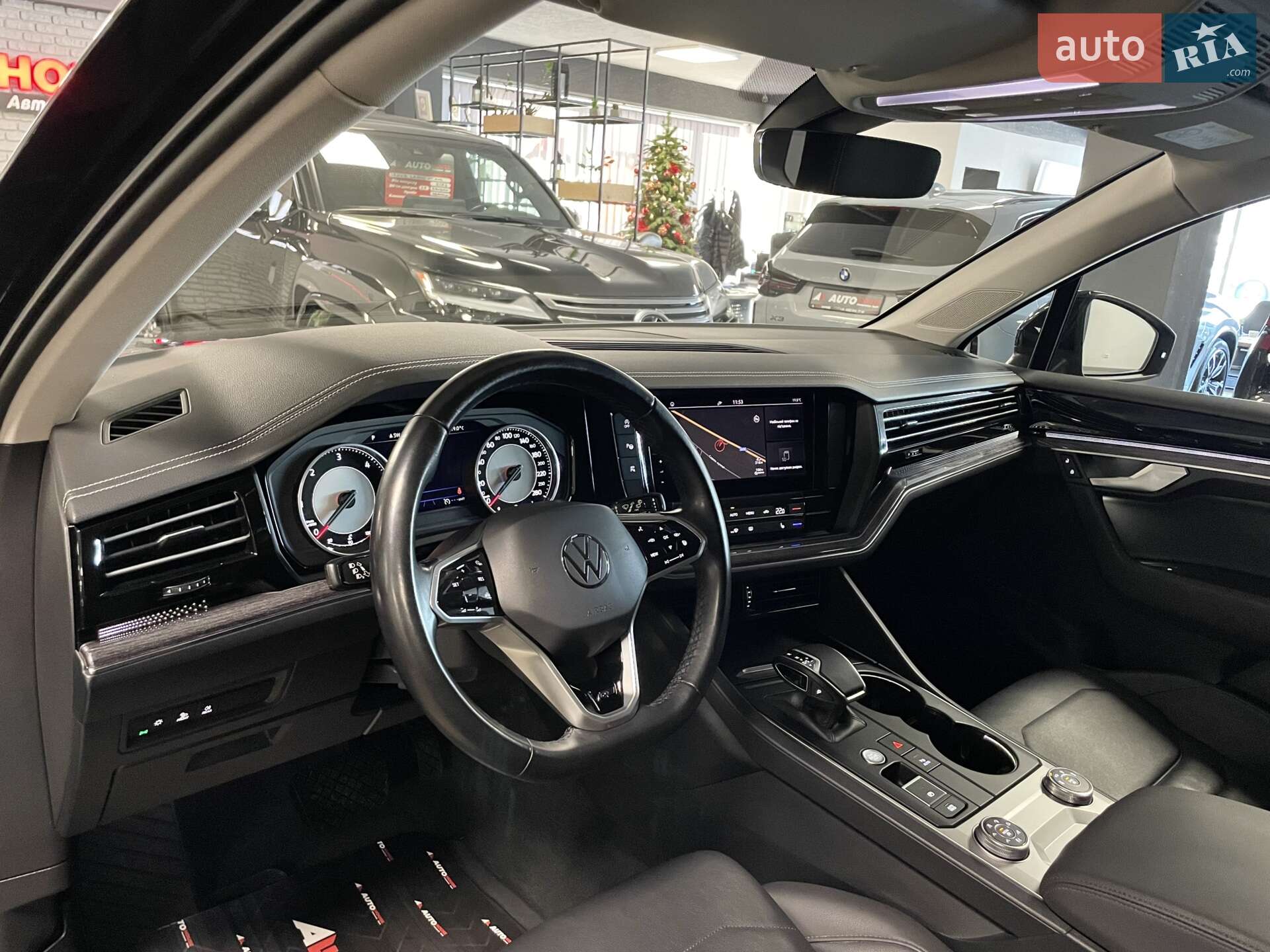 Volkswagen Touareg 2020 VIN WVGZZZCRZMD001455 фото оголошення 33 з 79