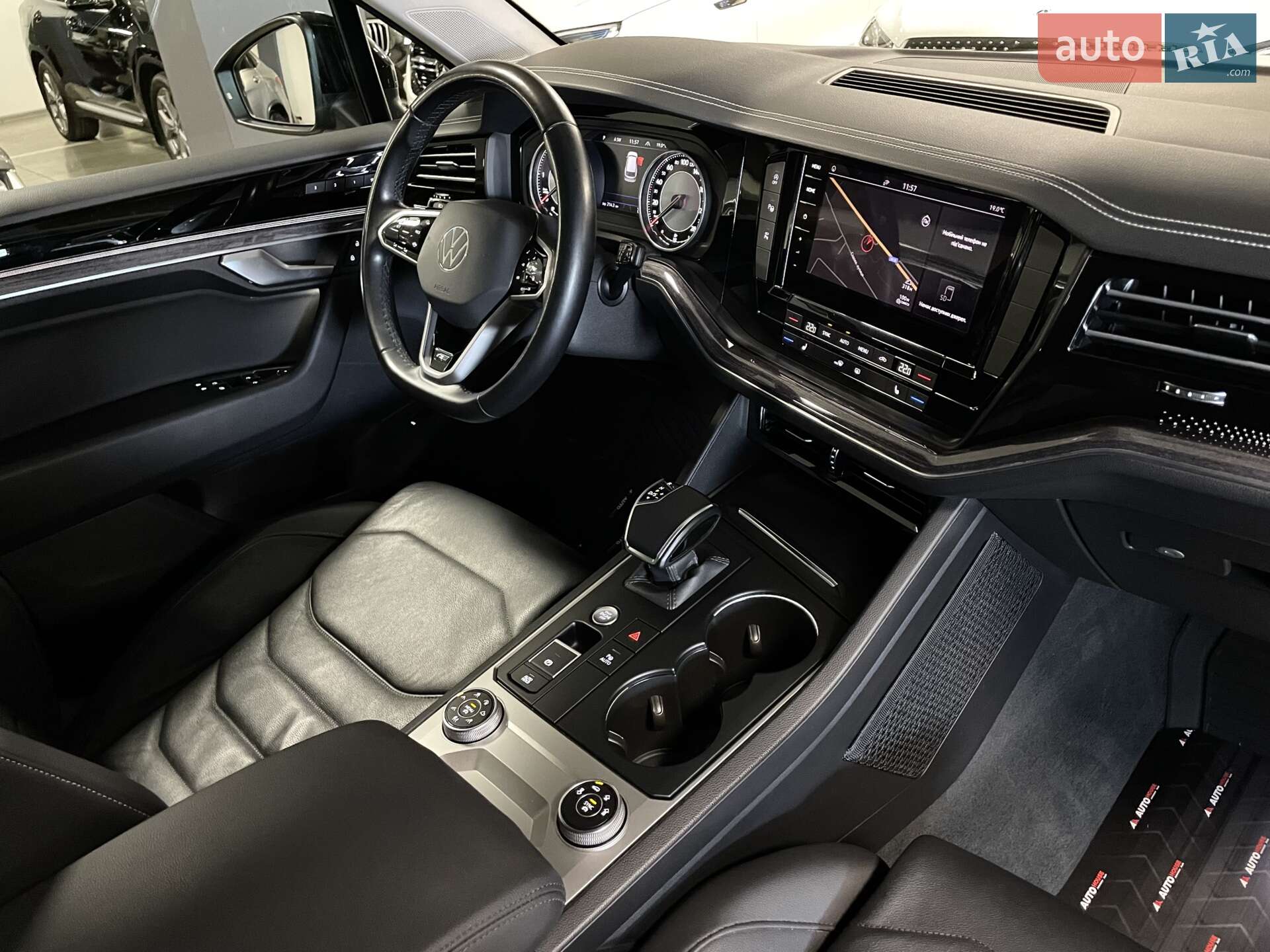 Volkswagen Touareg 2020 VIN WVGZZZCRZMD001455 фото оголошення 6 з 79