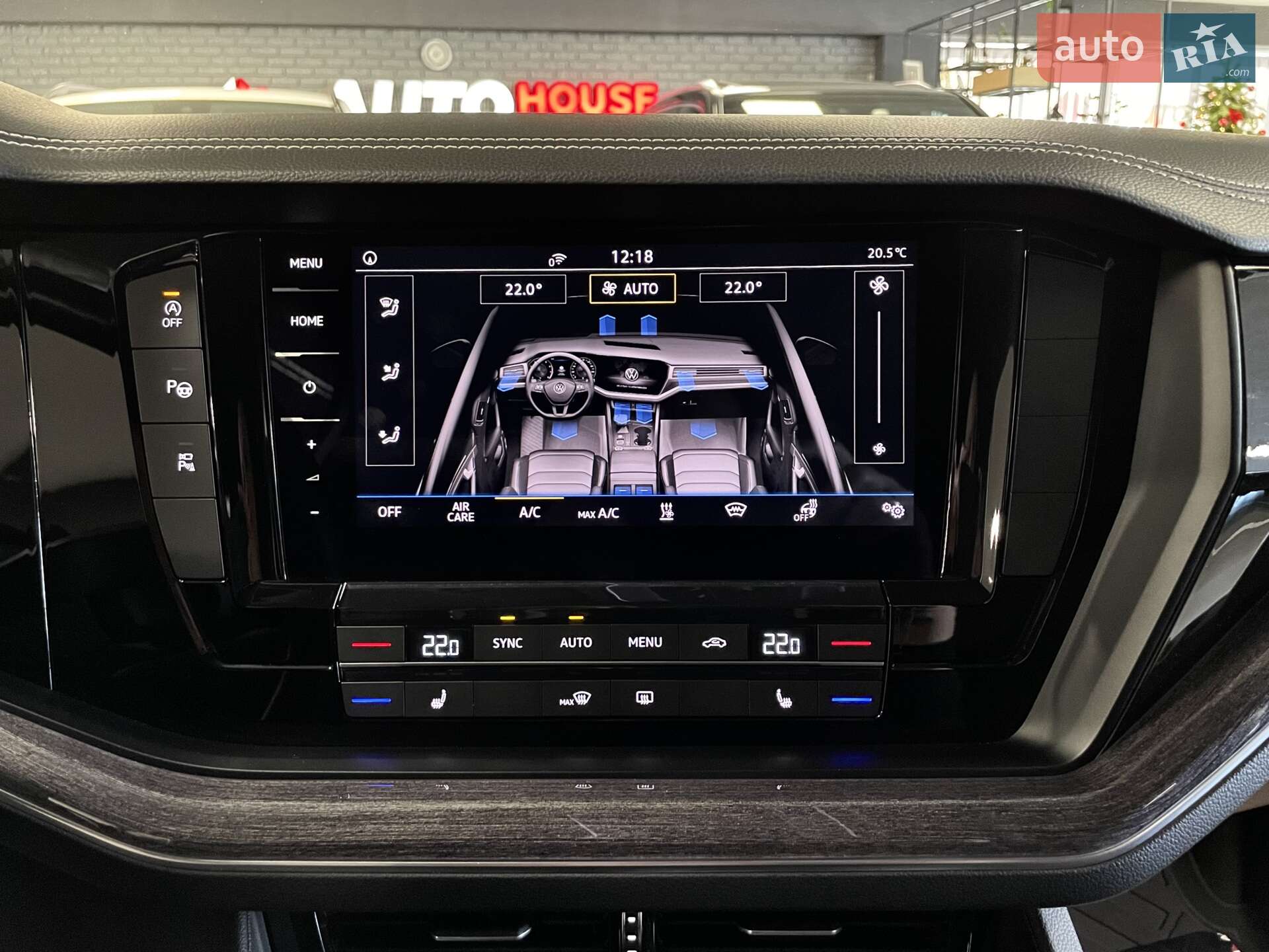 Volkswagen Touareg 2020 VIN WVGZZZCRZMD001455 фото оголошення 64 з 79