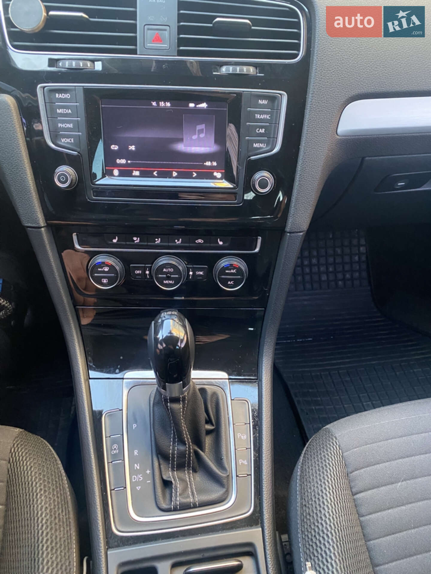 Volkswagen Golf 2014 VIN WVWZZZAUZFP566071 фото оголошення 20 з 25