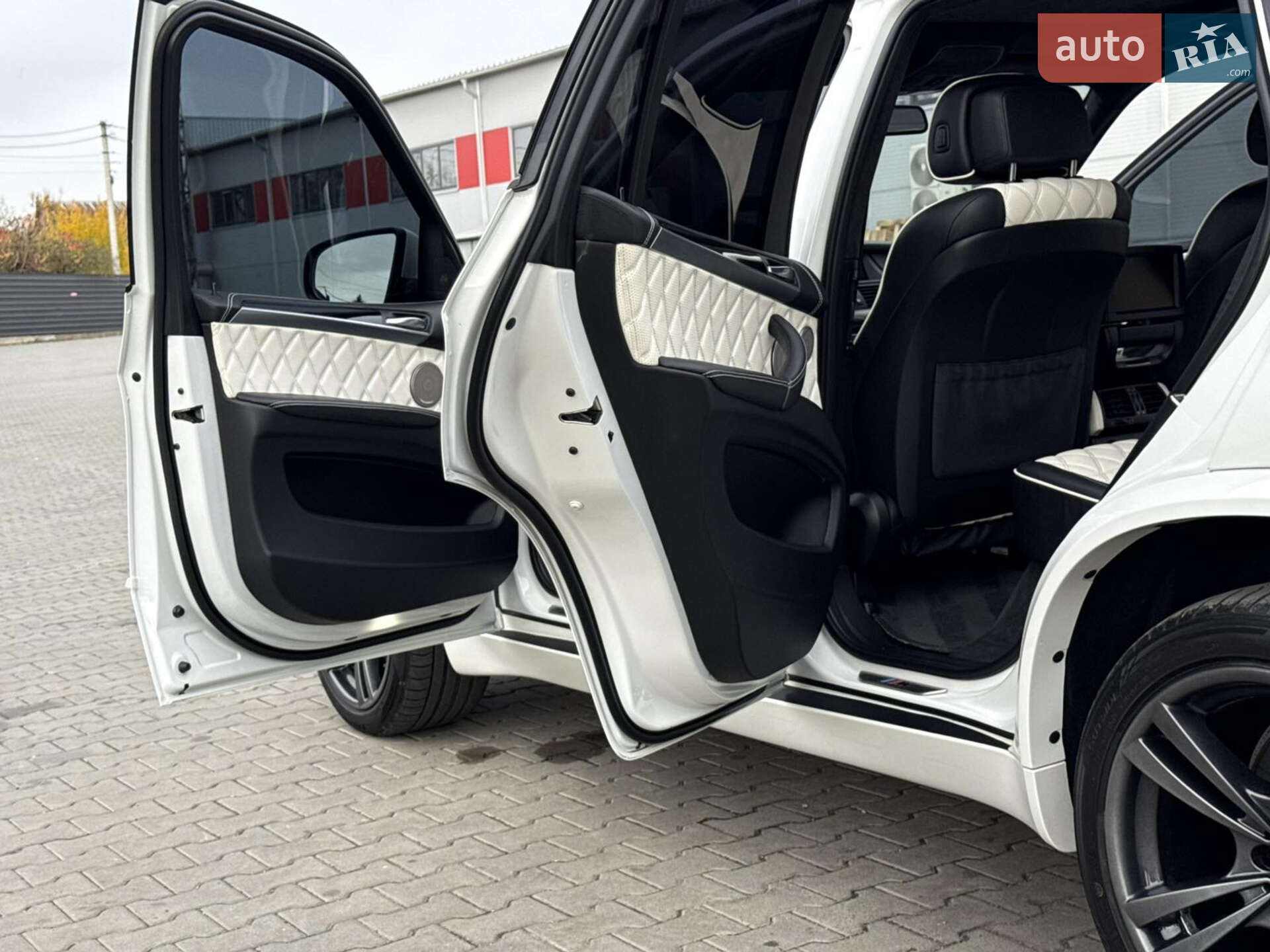 BMW X5 M 2010 VIN WBSGY0106ALK11055 фото оголошення 21 з 46