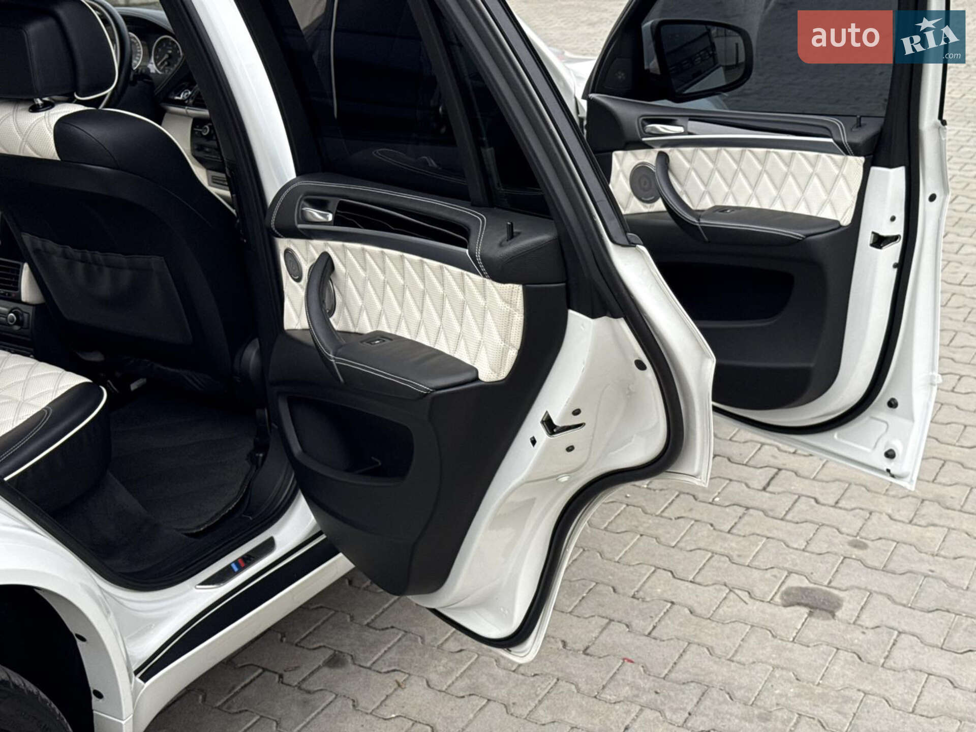 BMW X5 M 2010 VIN WBSGY0106ALK11055 фото оголошення 19 з 46