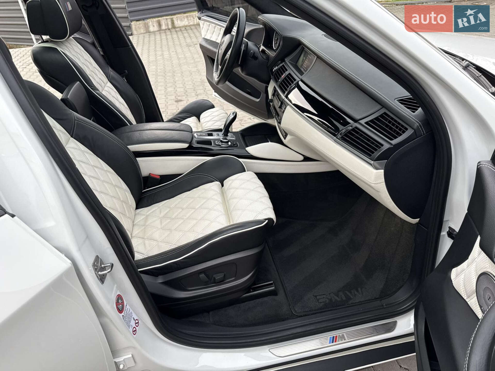BMW X5 M 2010 VIN WBSGY0106ALK11055 фото оголошення 40 з 46
