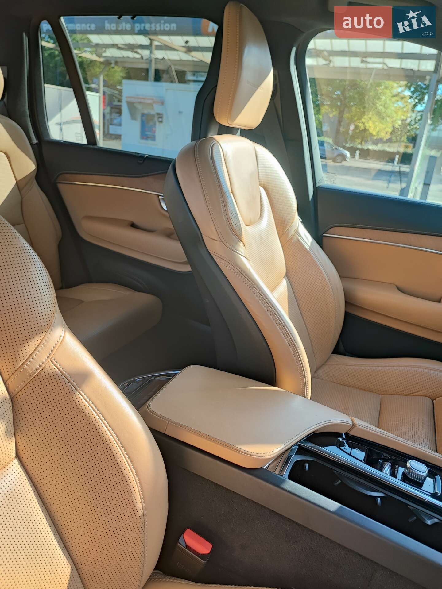 Volvo Xc90 2018 VIN YV4BR0PL7J1390151 фото оголошення 10 з 57