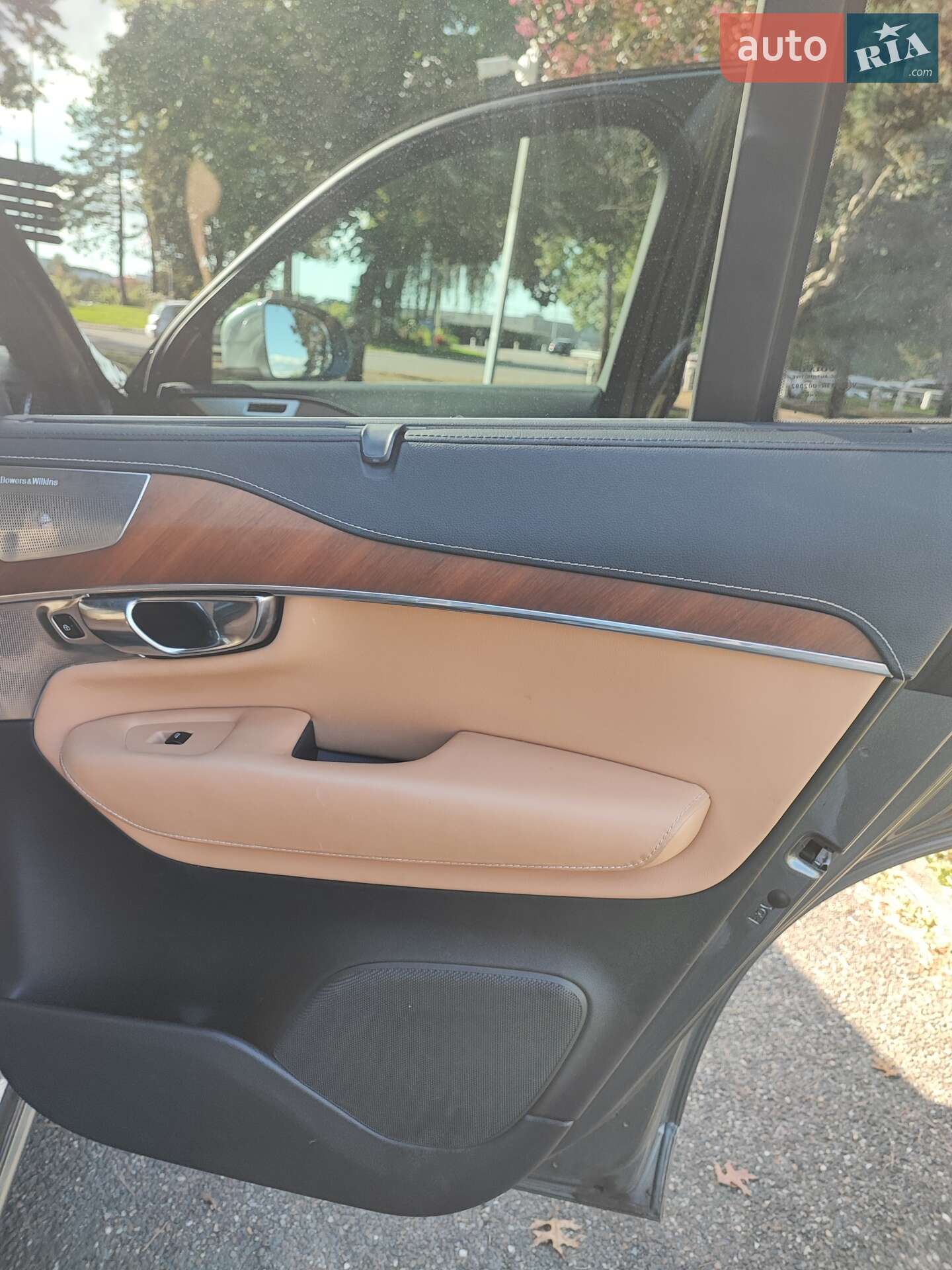 Volvo Xc90 2018 VIN YV4BR0PL7J1390151 фото оголошення 11 з 57