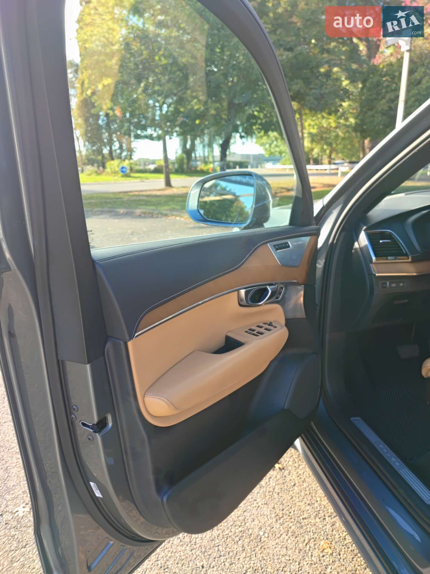 Volvo Xc90 2018 VIN YV4BR0PL7J1390151 фото оголошення 38 з 57