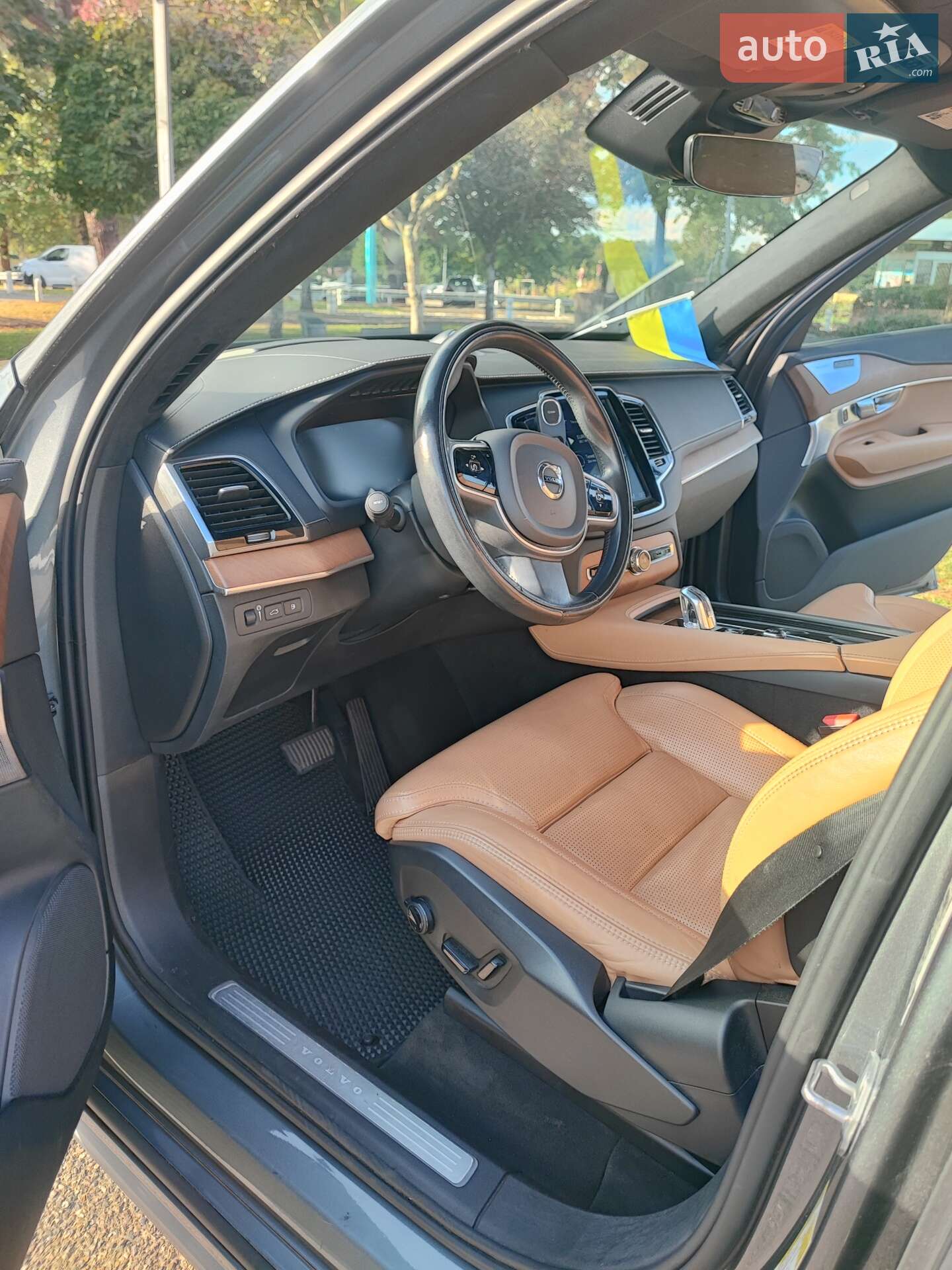 Volvo Xc90 2018 VIN YV4BR0PL7J1390151 фото оголошення 39 з 57
