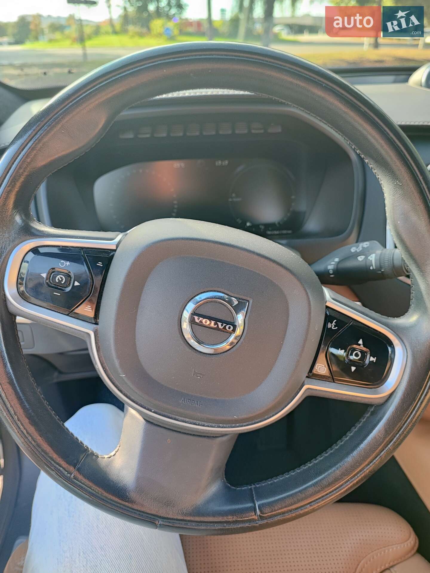 Volvo Xc90 2018 VIN YV4BR0PL7J1390151 фото оголошення 40 з 57