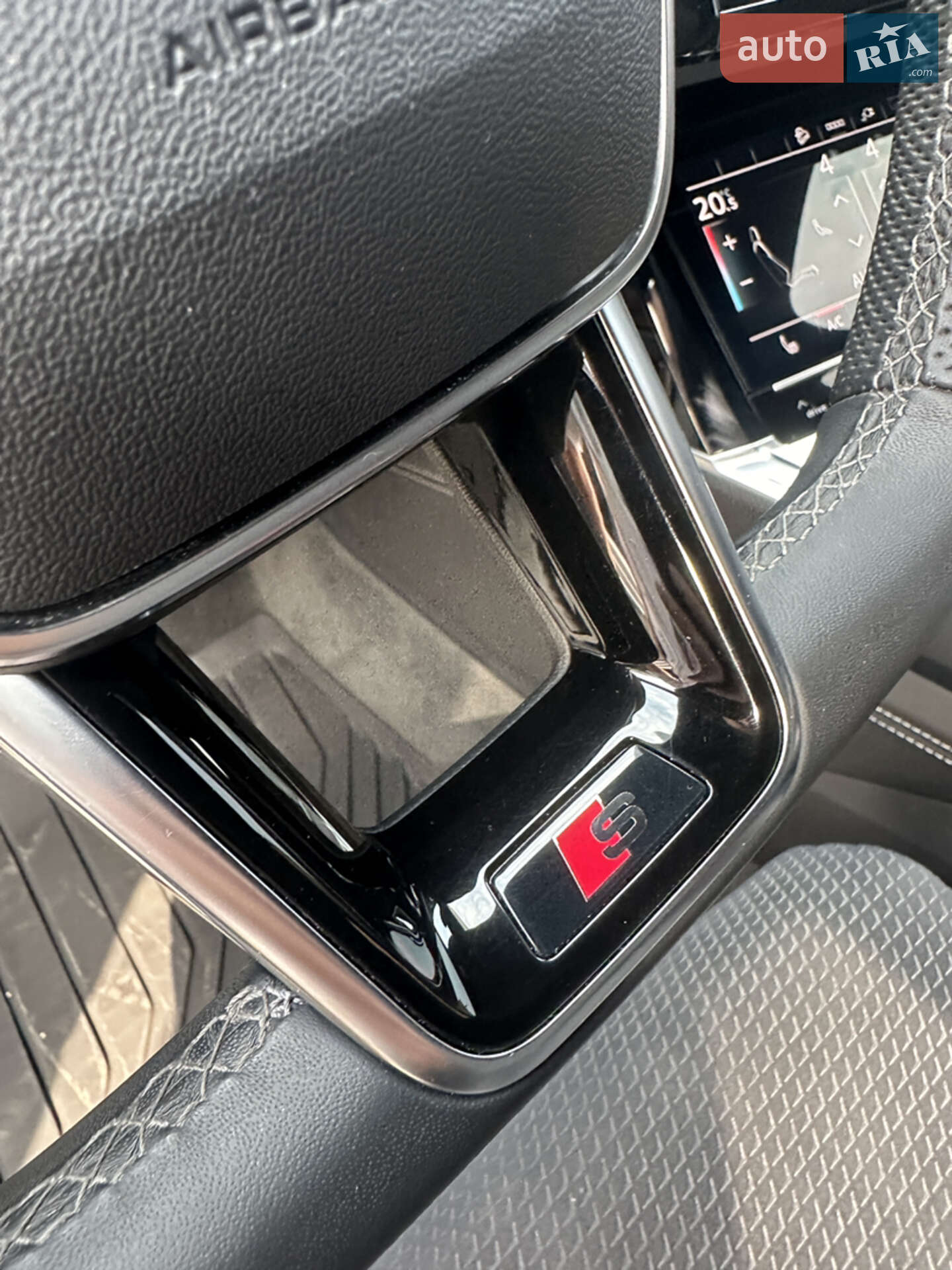 Audi Q8 Sportback e-tron 2023 VIN WAUZZZGE5RB036039 фото оголошення 23 з 44