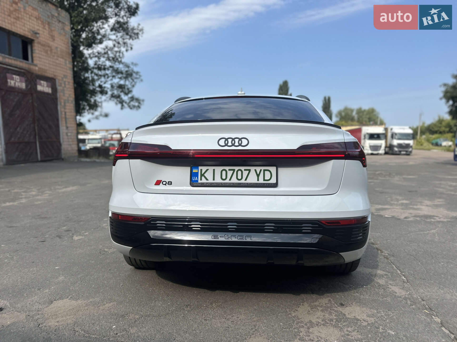 Audi Q8 Sportback e-tron 2023 VIN WAUZZZGE5RB036039 фото оголошення 27 з 44