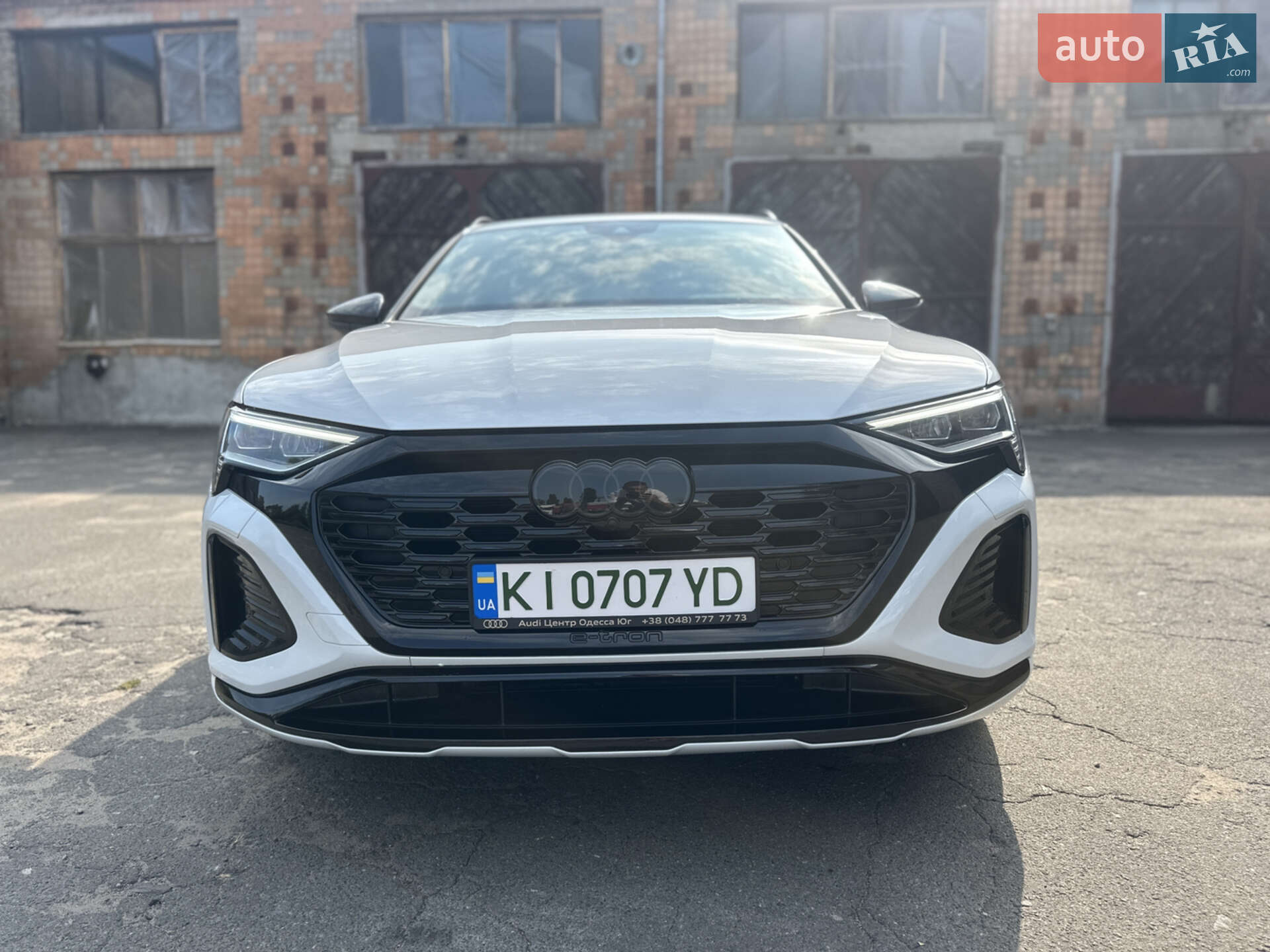 Audi Q8 Sportback e-tron 2023 VIN WAUZZZGE5RB036039 фото оголошення 28 з 44