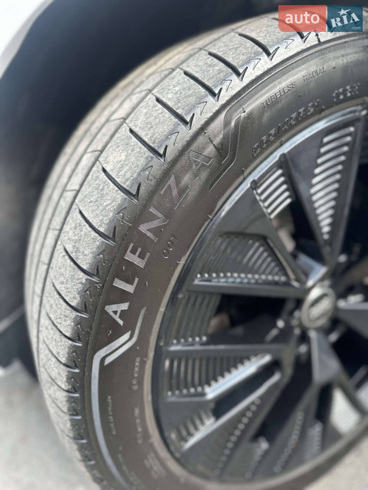 Audi Q8 Sportback e-tron 2023 VIN WAUZZZGE5RB036039 фото оголошення 34 з 44
