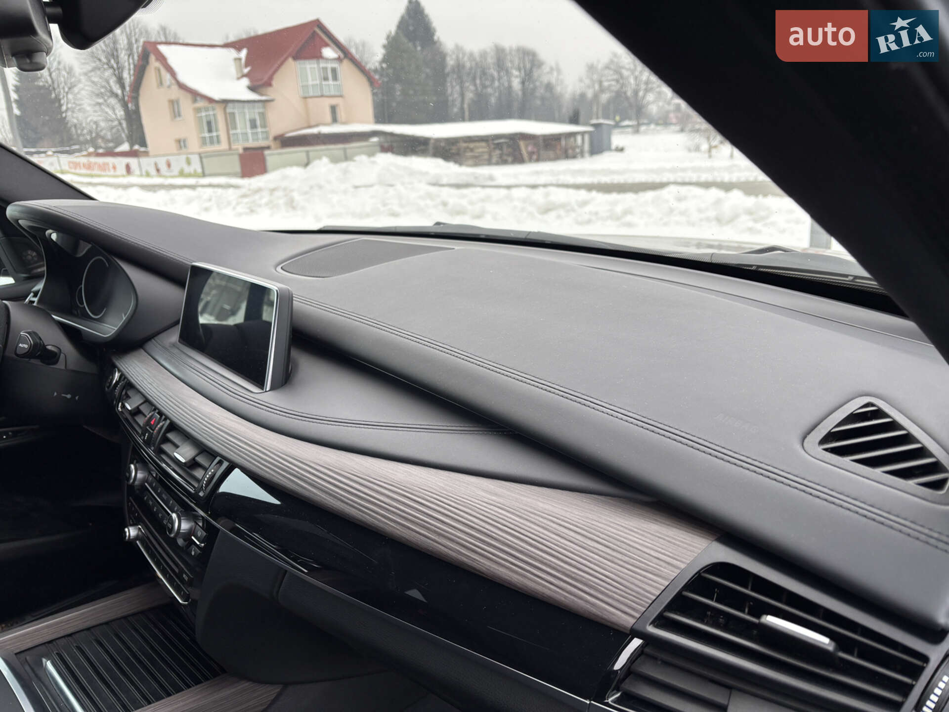 BMW X5 2017 VIN WBAKS410900W63184 фото оголошення 36 з 41