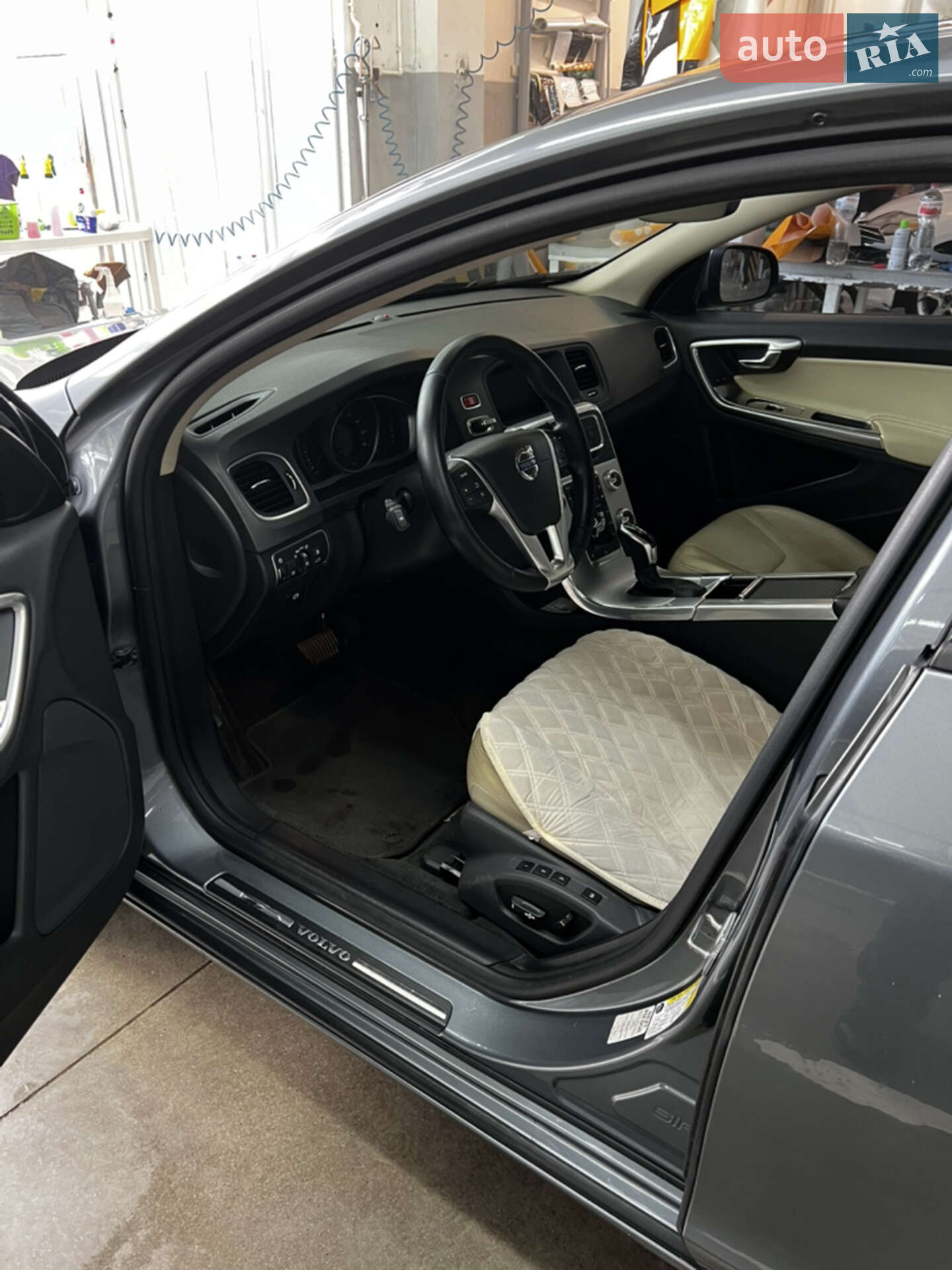 Volvo S60 2016 VIN YV140MTLXH2420843 фото оголошення 5 з 20