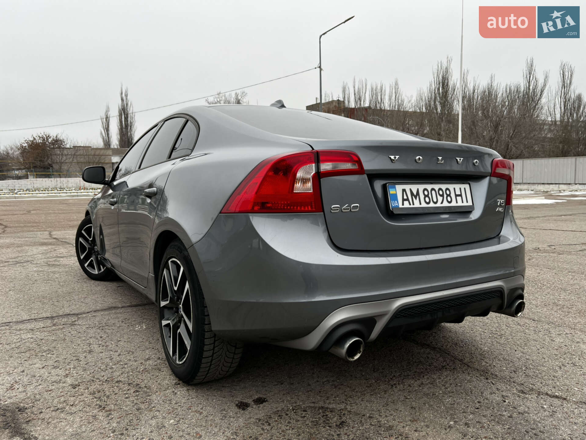 Volvo S60 2016 VIN YV140MTLXH2420843 фото оголошення 16 з 20