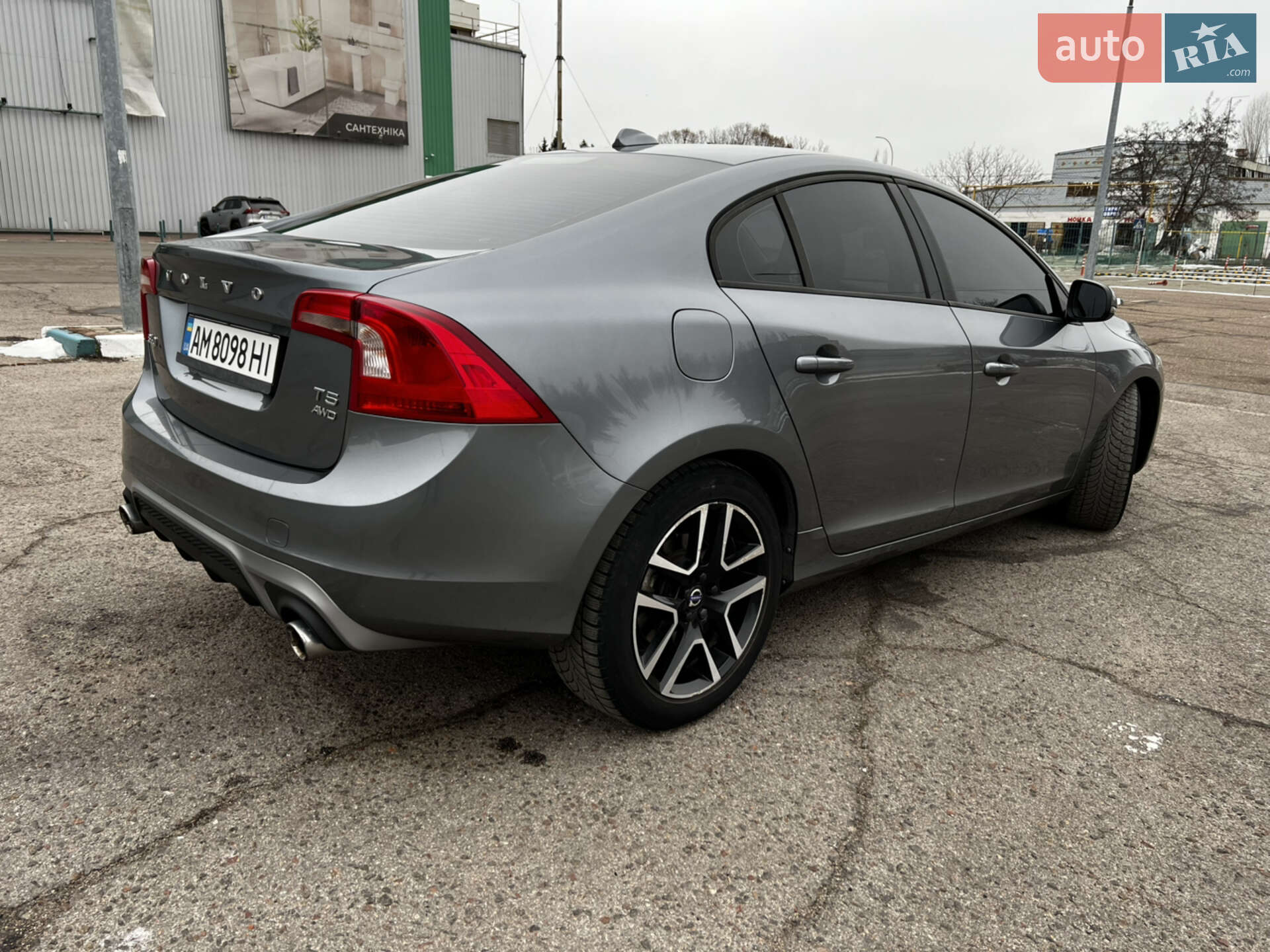 Volvo S60 2016 VIN YV140MTLXH2420843 фото оголошення 18 з 20