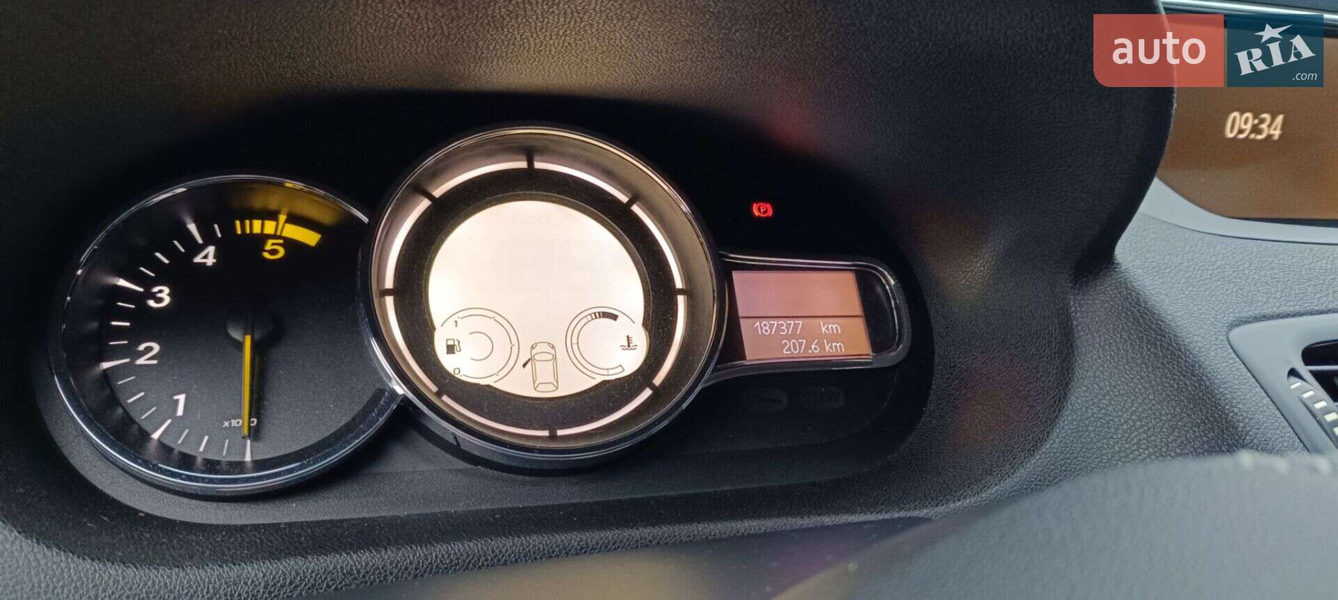 Renault Megane 2016 VIN VF1KZ030H55338143 фото оголошення 8 з 21