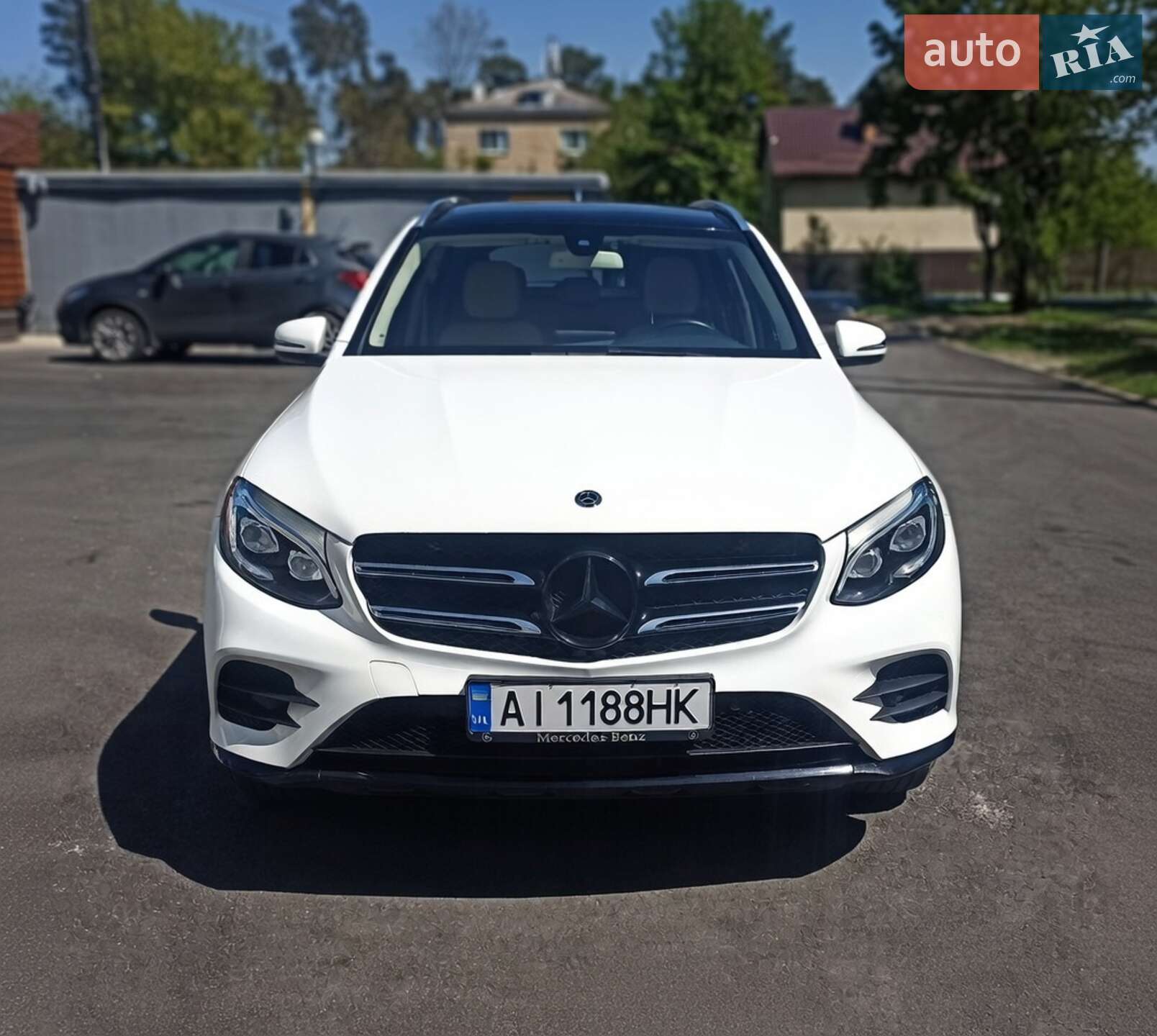 Mercedes-Benz GLC-Class 2017 VIN WDC0G4KB7JV065573 фото оголошення 2 з 14