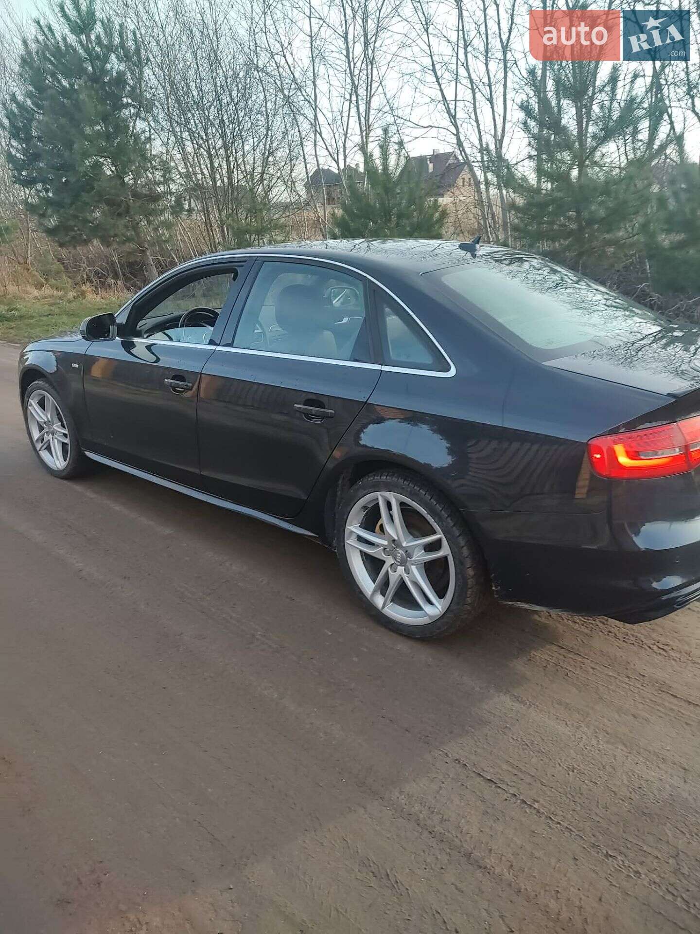 Audi A4 2015 VIN WAUFFAFL7FN041704 фото оголошення 14 з 15