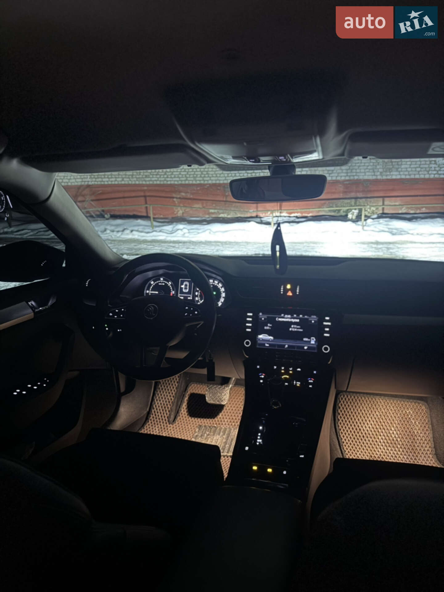 Skoda Superb 2015 VIN TMBAH7NP7G7028360 фото оголошення 37 з 52