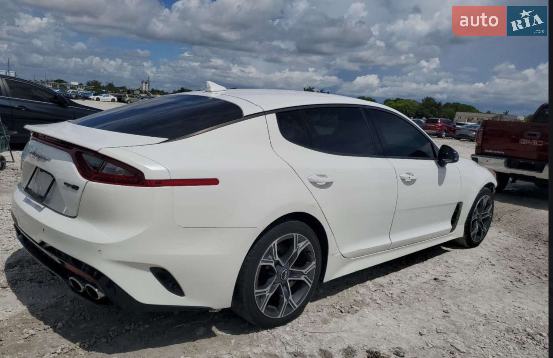 Kia Stinger 2020 VIN KNAE15LA9L6083060 фото оголошення 3 з 16