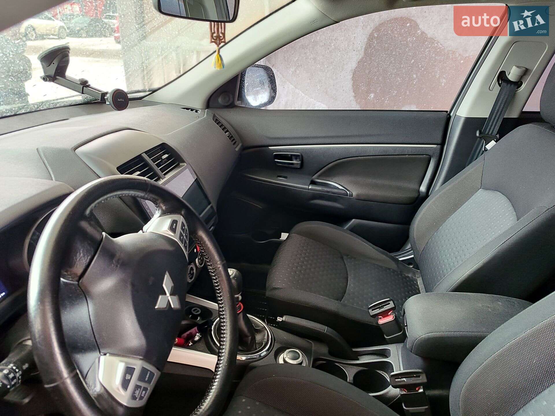 Mitsubishi ASX 2011 VIN JMBXJGA6WBZ445460 фото оголошення 5 з 6