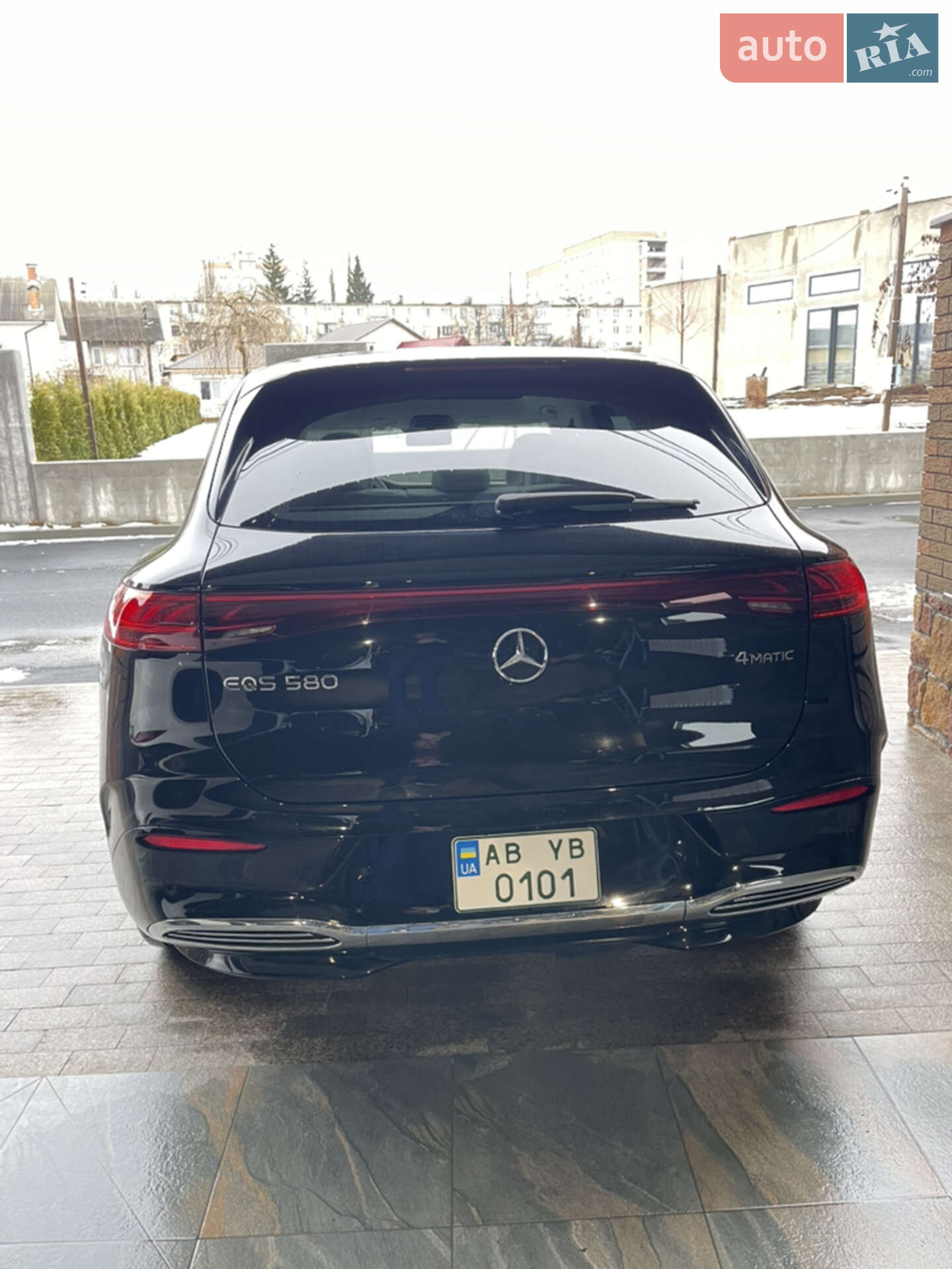 Mercedes-Benz EQS SUV 2023 VIN 4JGDM4EB2PA010942 фото оголошення 4 з 10
