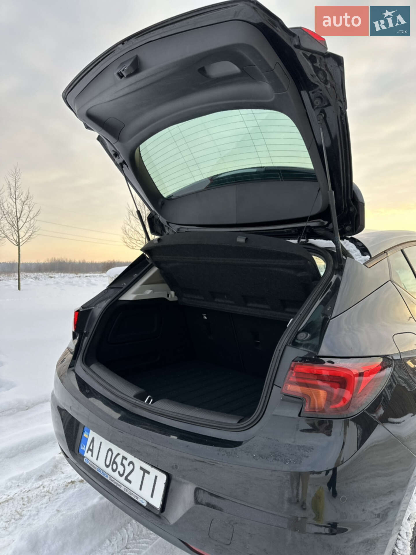 Opel Astra 2017 VIN W0VBD6EG7JG022324 фото оголошення 20 з 33