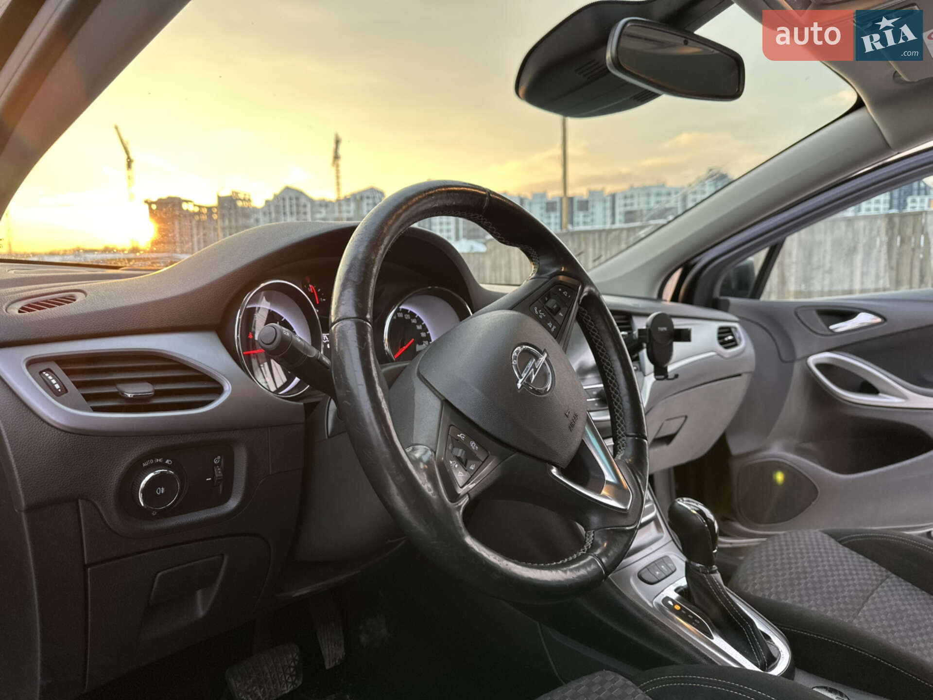 Opel Astra 2017 VIN W0VBD6EG7JG022324 фото оголошення 25 з 33