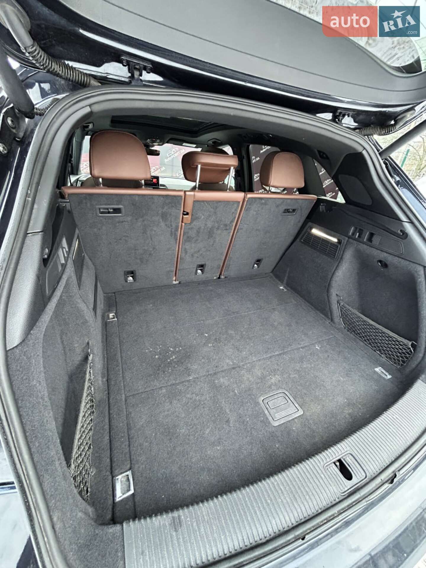 Audi Q5 2019 VIN WA1BNAFY6K2049623 фото оголошення 35 з 54