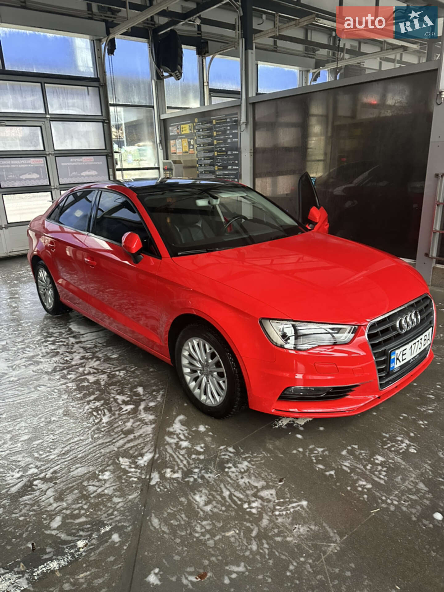 Audi A3 2016 VIN WAUZZZ8V7H1003319 фото оголошення 12 з 18