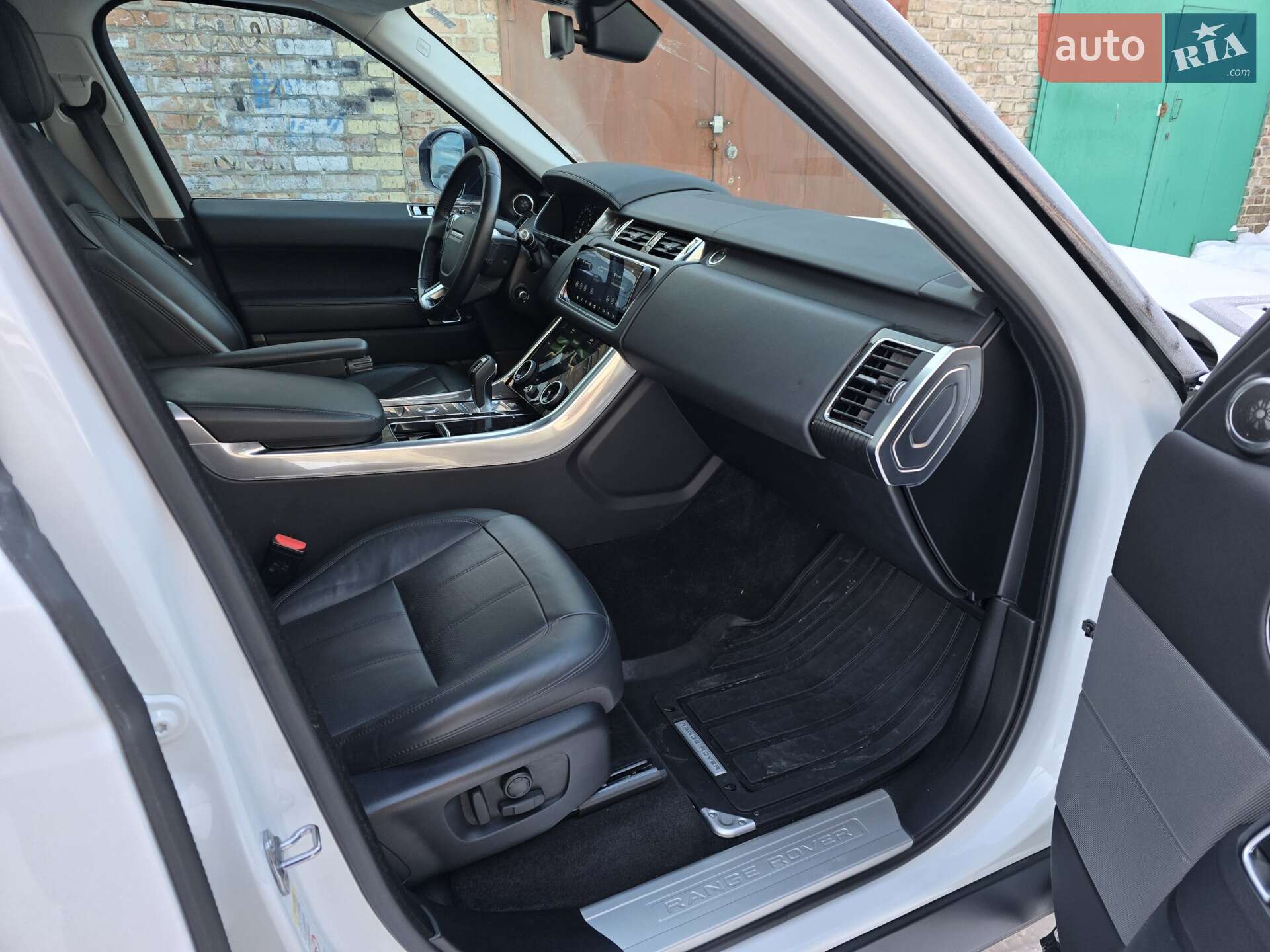 Land Rover Range Rover Sport 2020 VIN SALWR2SU1LA739980 фото оголошення 15 з 26