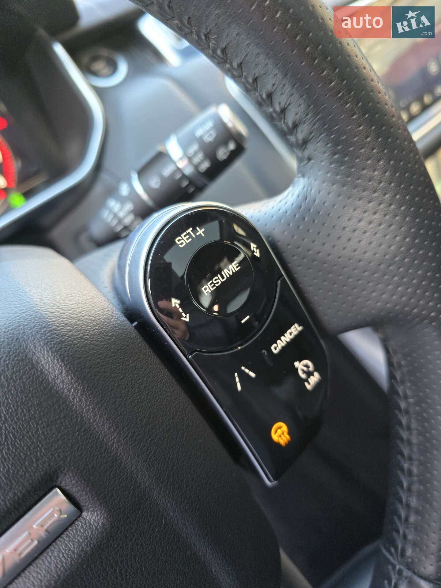 Land Rover Range Rover Sport 2020 VIN SALWR2SU1LA739980 фото оголошення 16 з 26