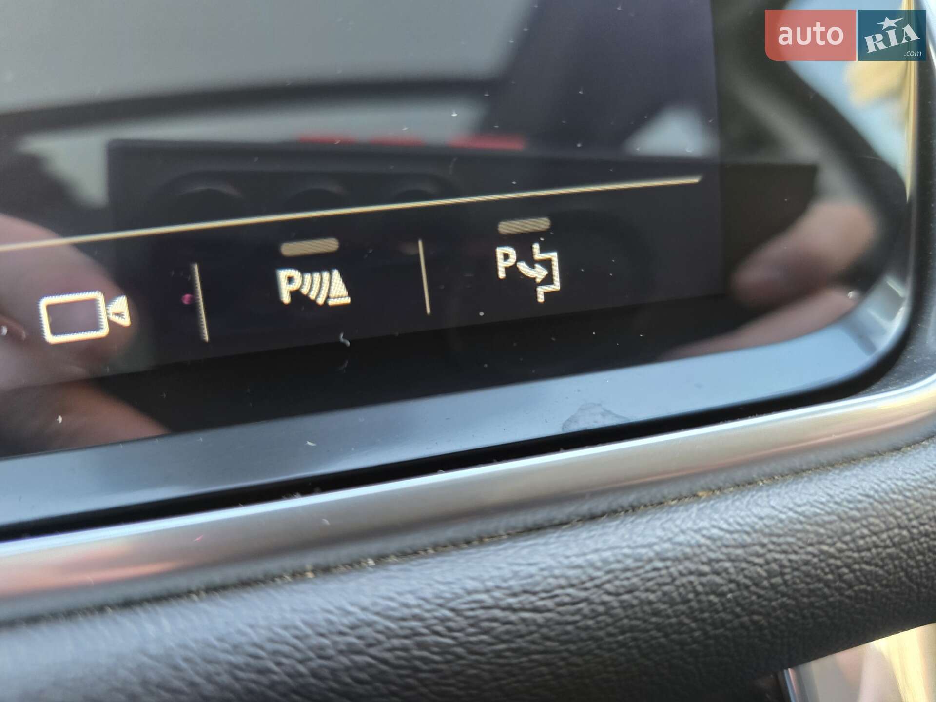 Land Rover Range Rover Sport 2020 VIN SALWR2SU1LA739980 фото оголошення 19 з 26