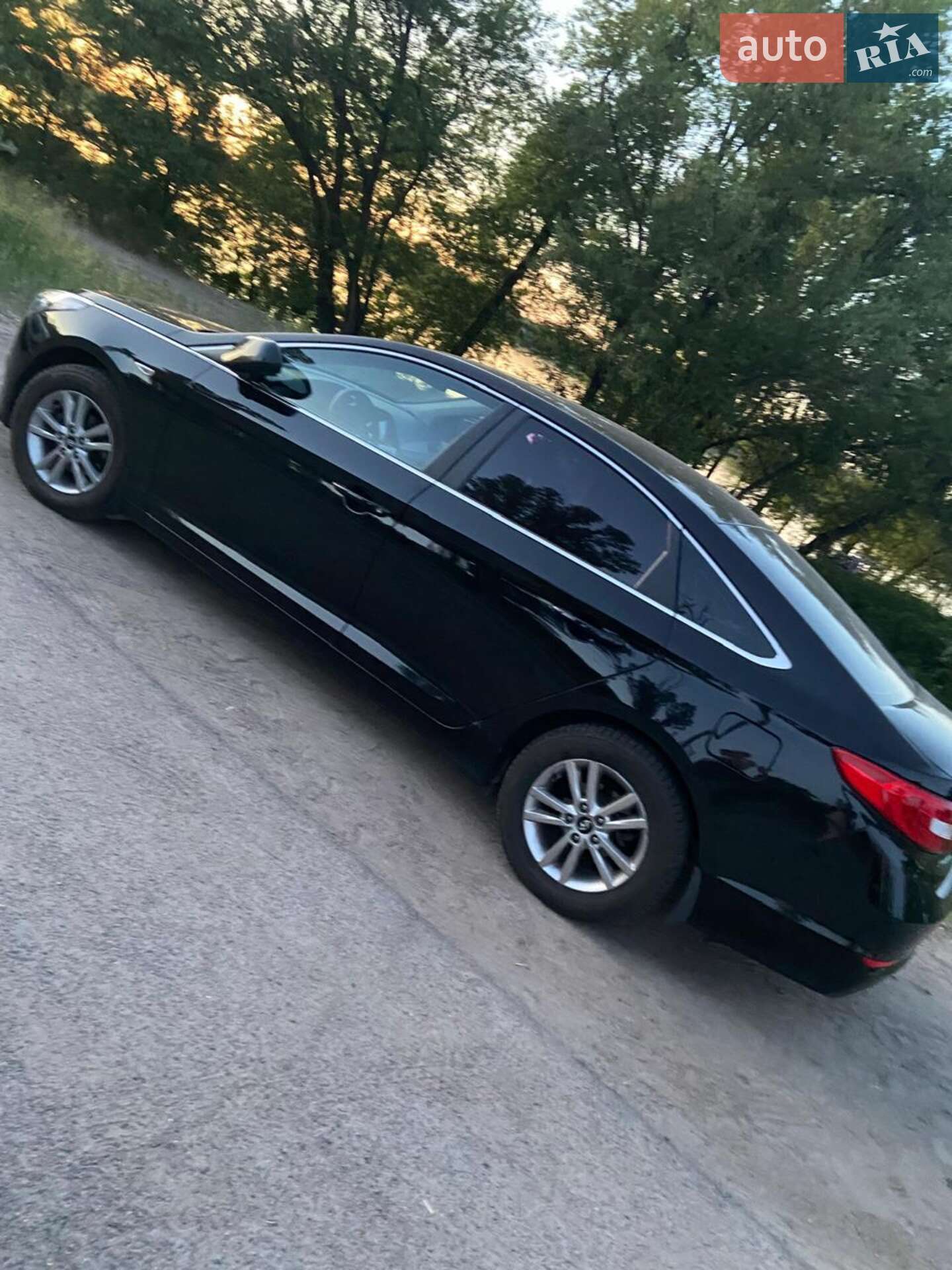 Hyundai Sonata 2015 VIN KMHE341DBGA172207 фото оголошення 3 з 4