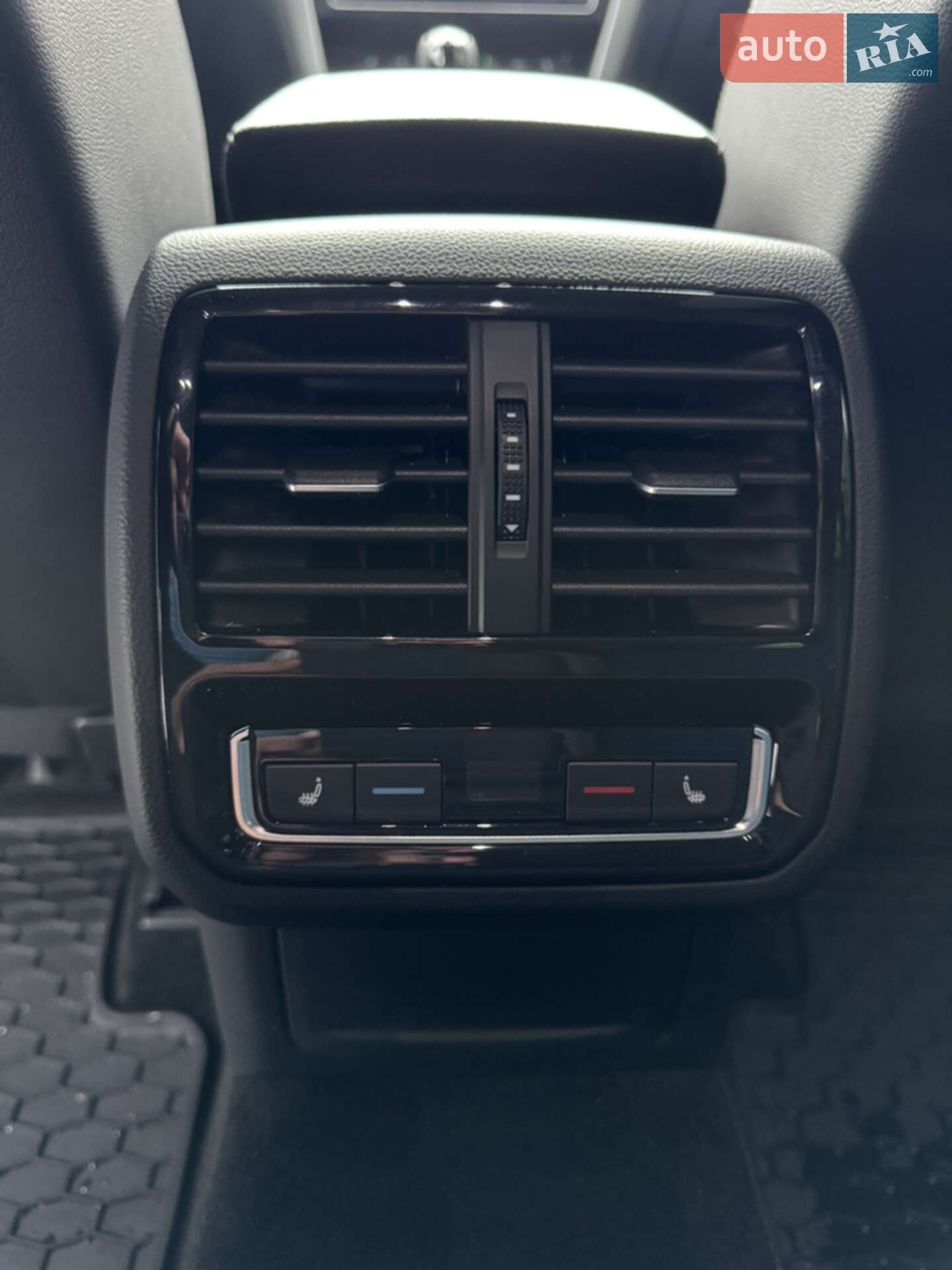 Volkswagen Passat 2021 VIN WVWZZZ3CZME083712 фото оголошення 43 з 92