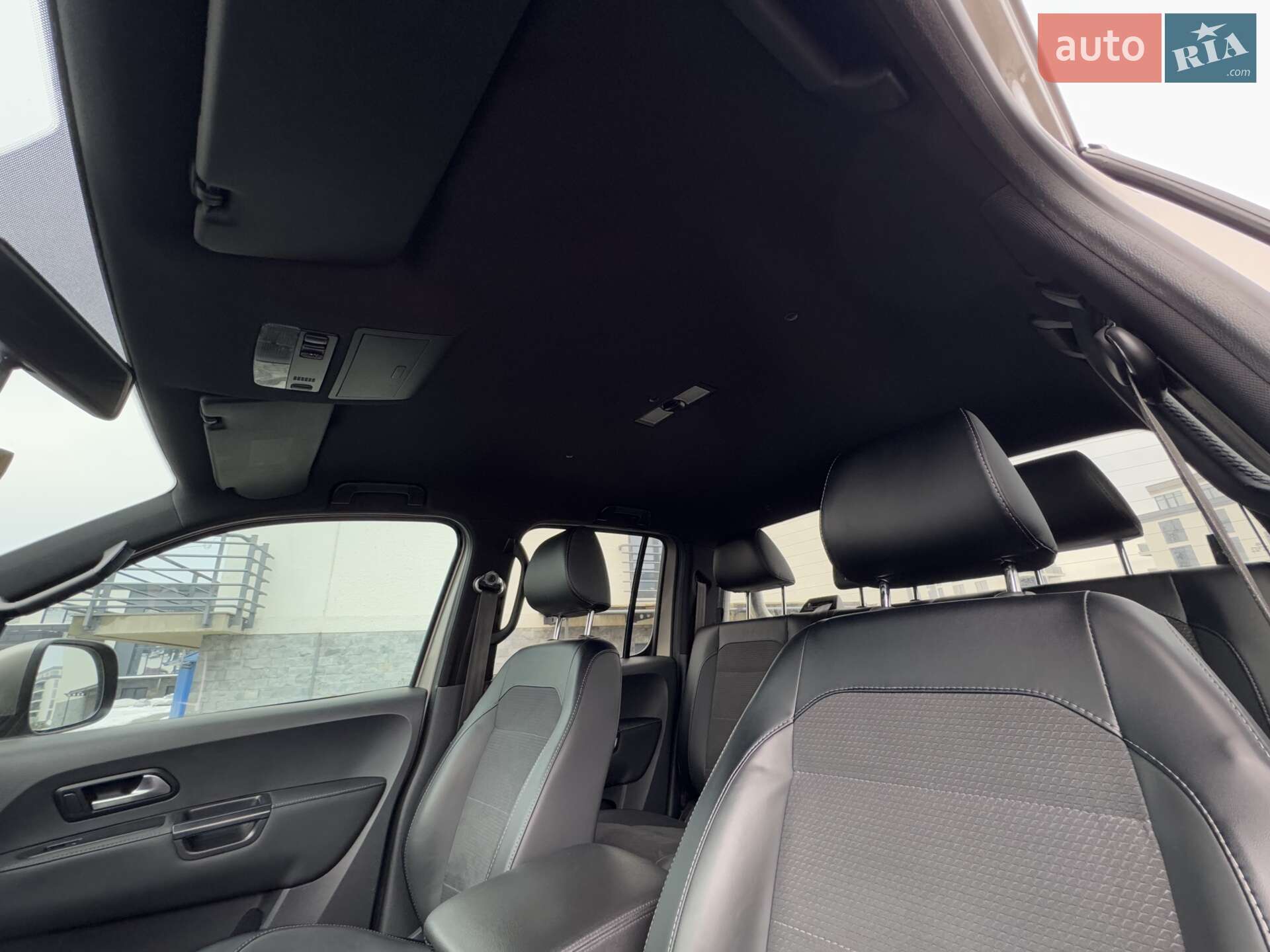 Volkswagen Amarok 2017 VIN WV1ZZZ2HZHH021799 фото оголошення 24 з 39