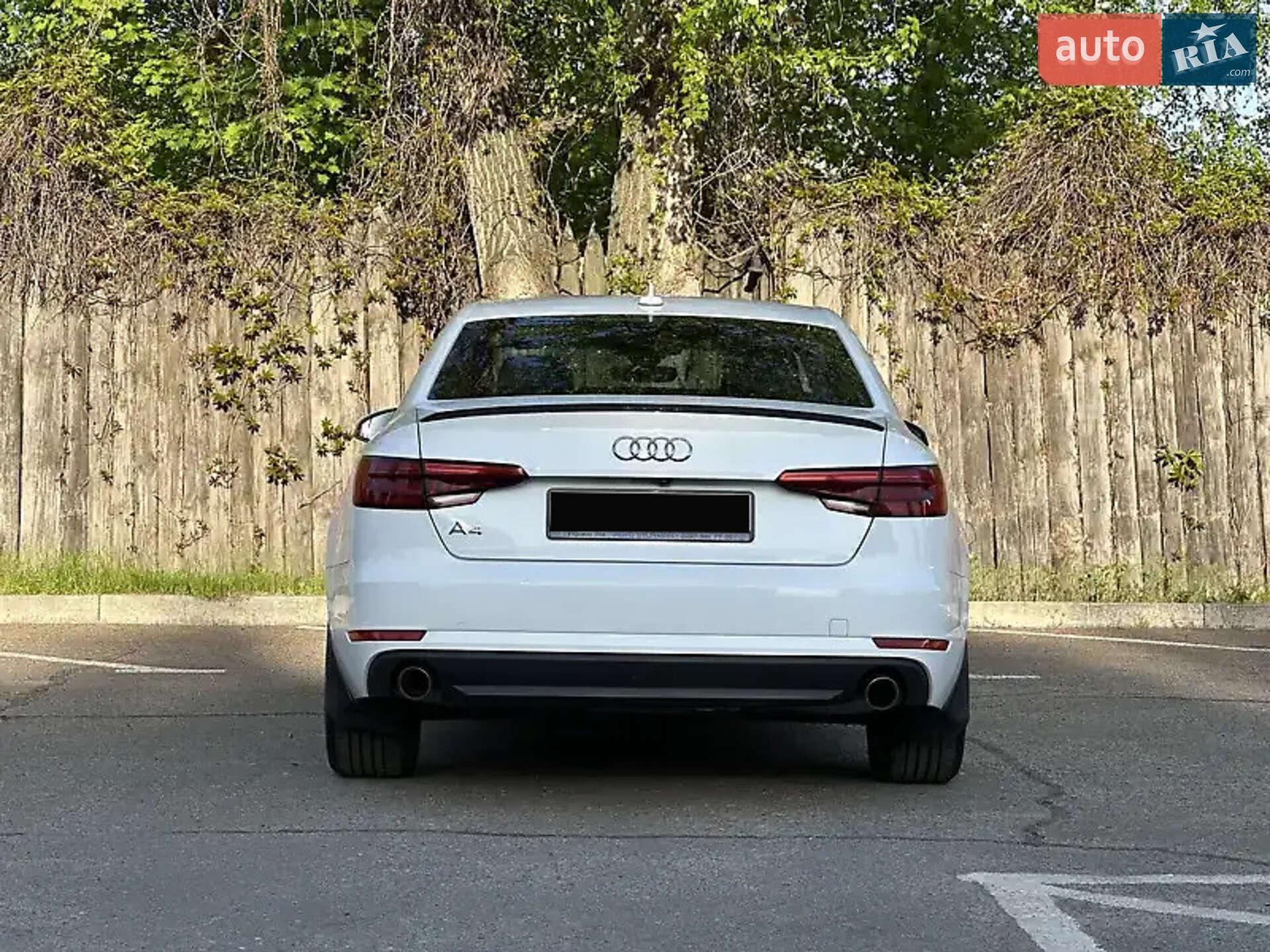 Audi A4 2017 VIN WAUGNAF41HN057657 фото оголошення 17 з 24
