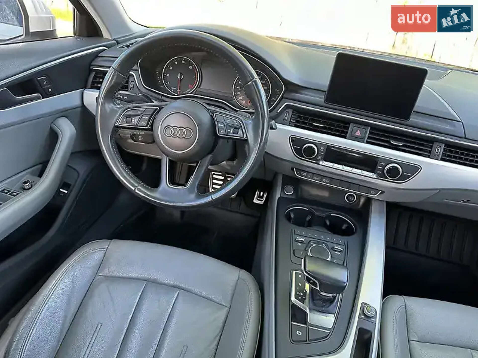 Audi A4 2017 VIN WAUGNAF41HN057657 фото оголошення 19 з 24