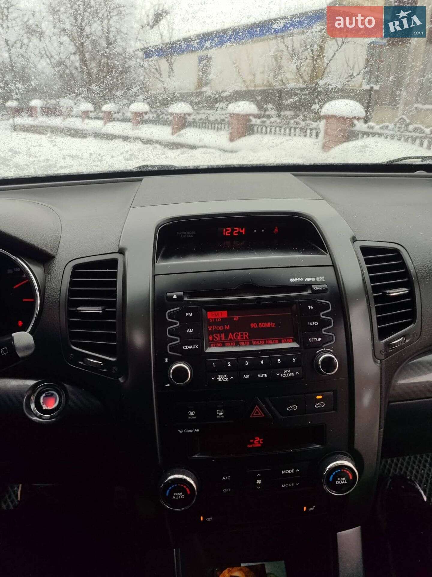 Kia Sorento 2010 VIN KNAKU814DA5079977 фото оголошення 9 з 11