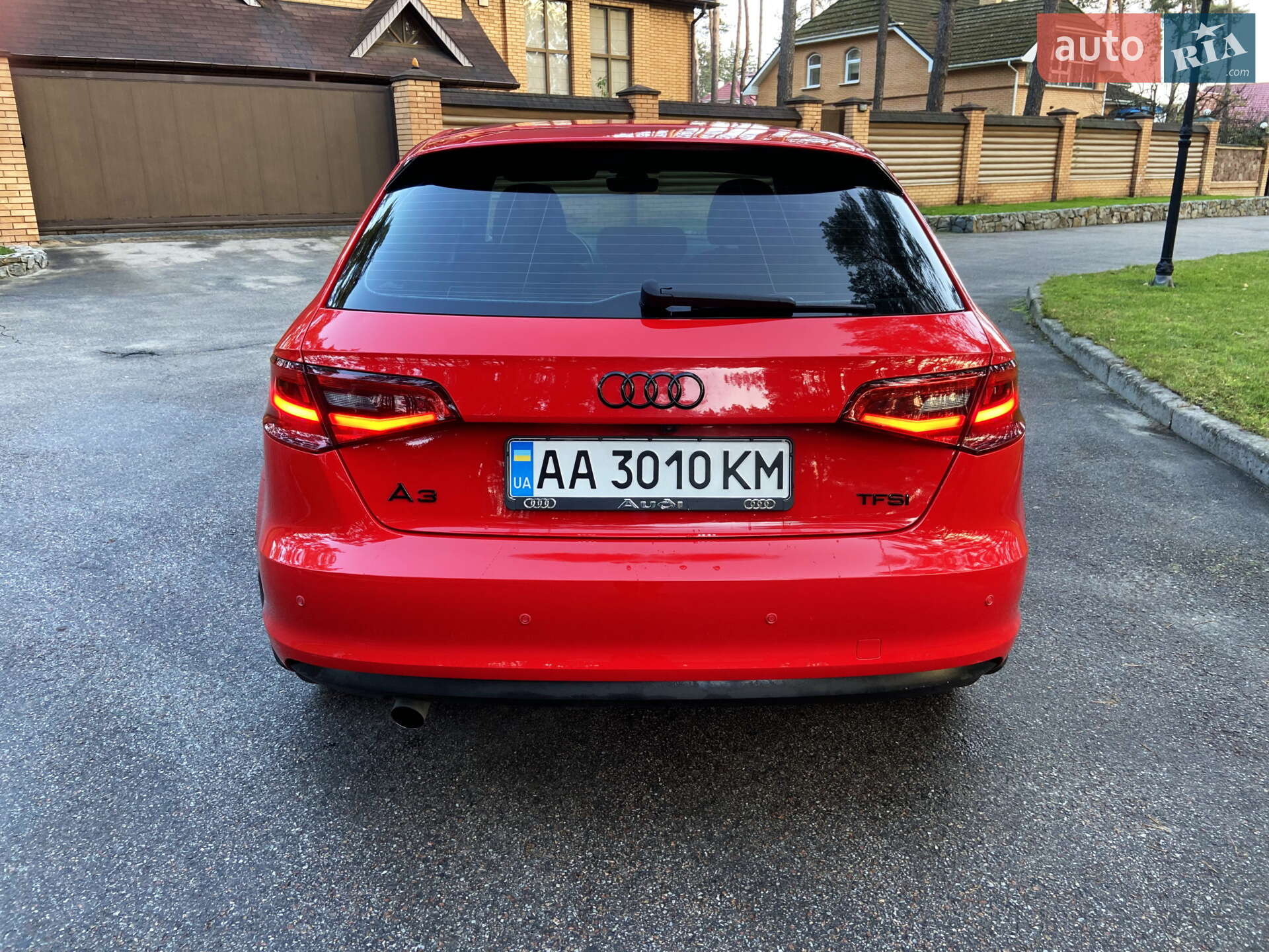 Audi A3 2016 VIN WAUZZZ8V5GA106253 фото оголошення 16 з 27